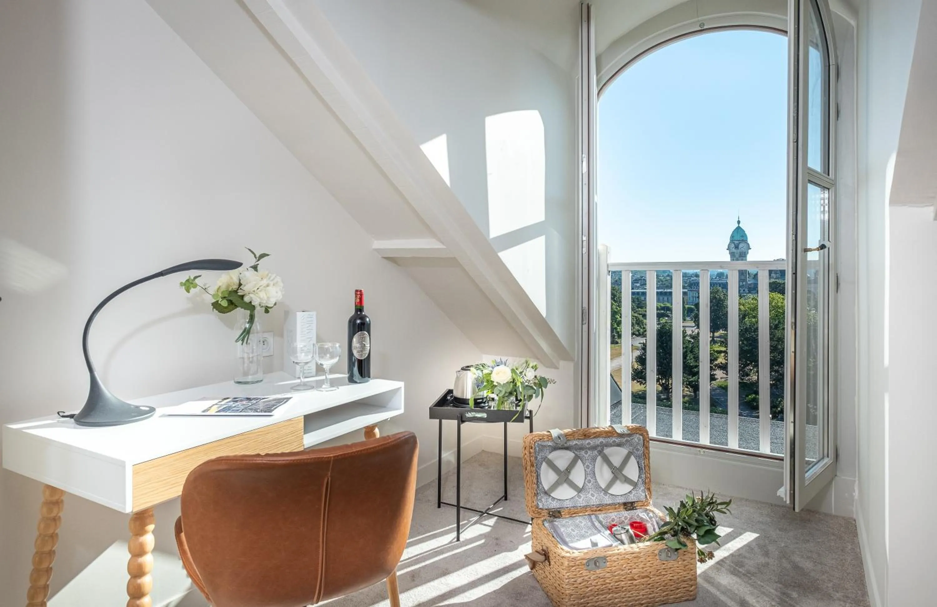 Bedroom in Hôtel de Paris