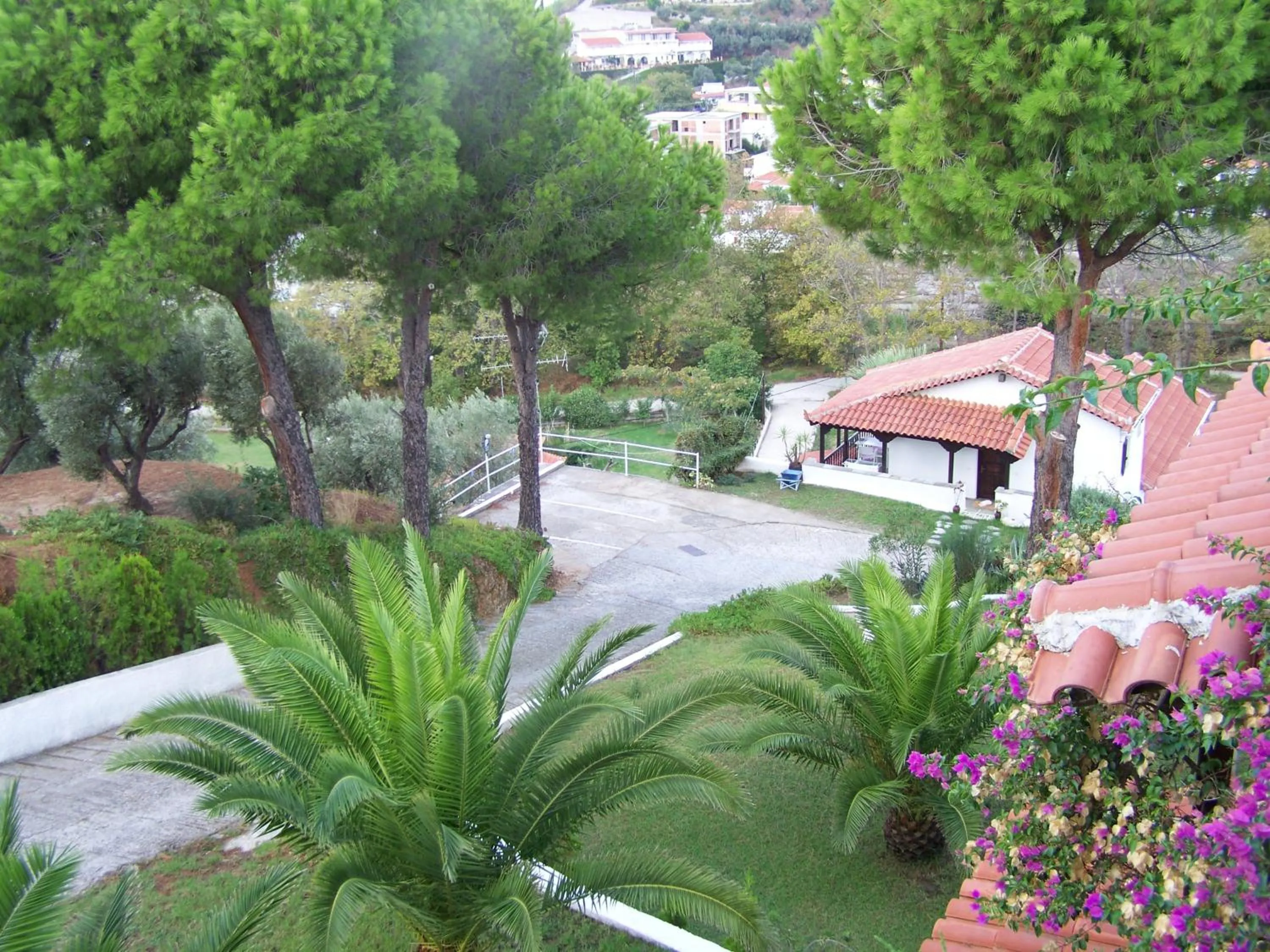 Property building in Villa Anna Maria