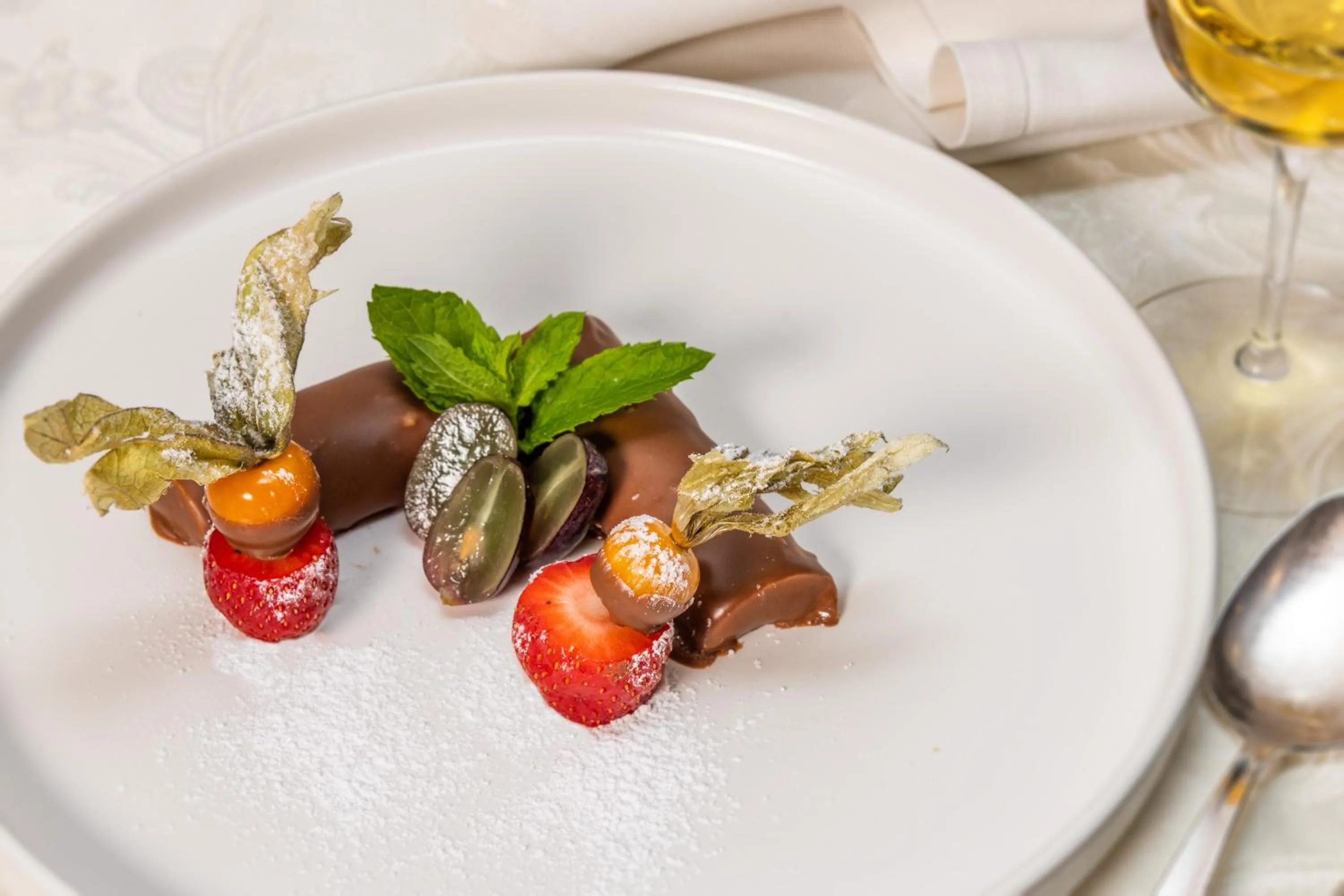 Restaurant/places to eat in Hotel Armin