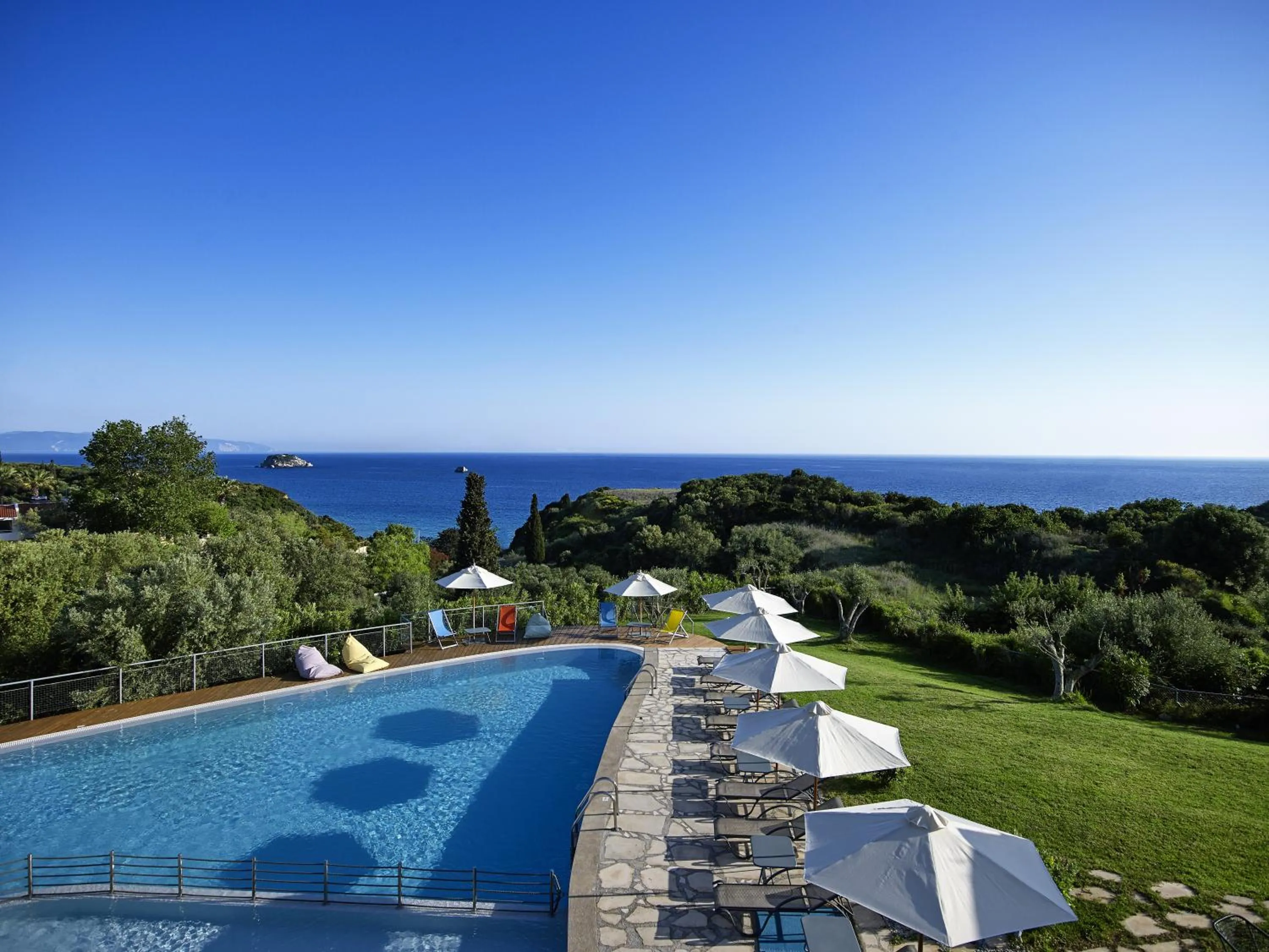 Day in Leivatho Hotel