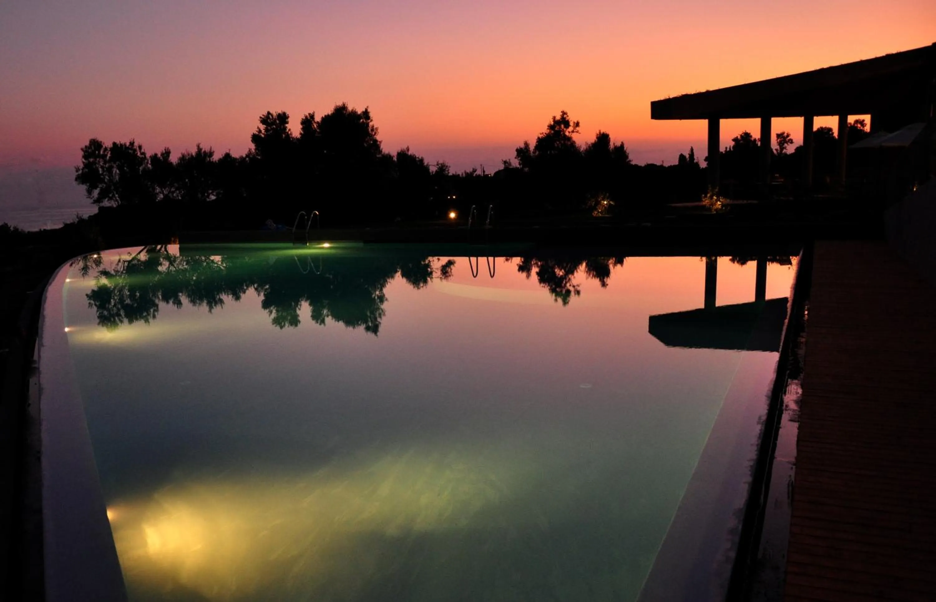 Swimming pool in Leivatho Hotel