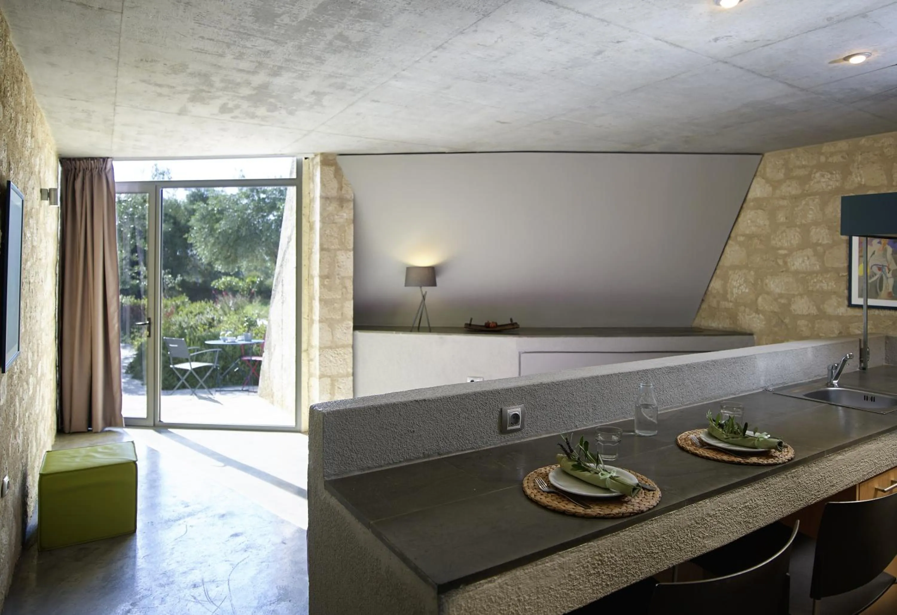 Day in Leivatho Hotel