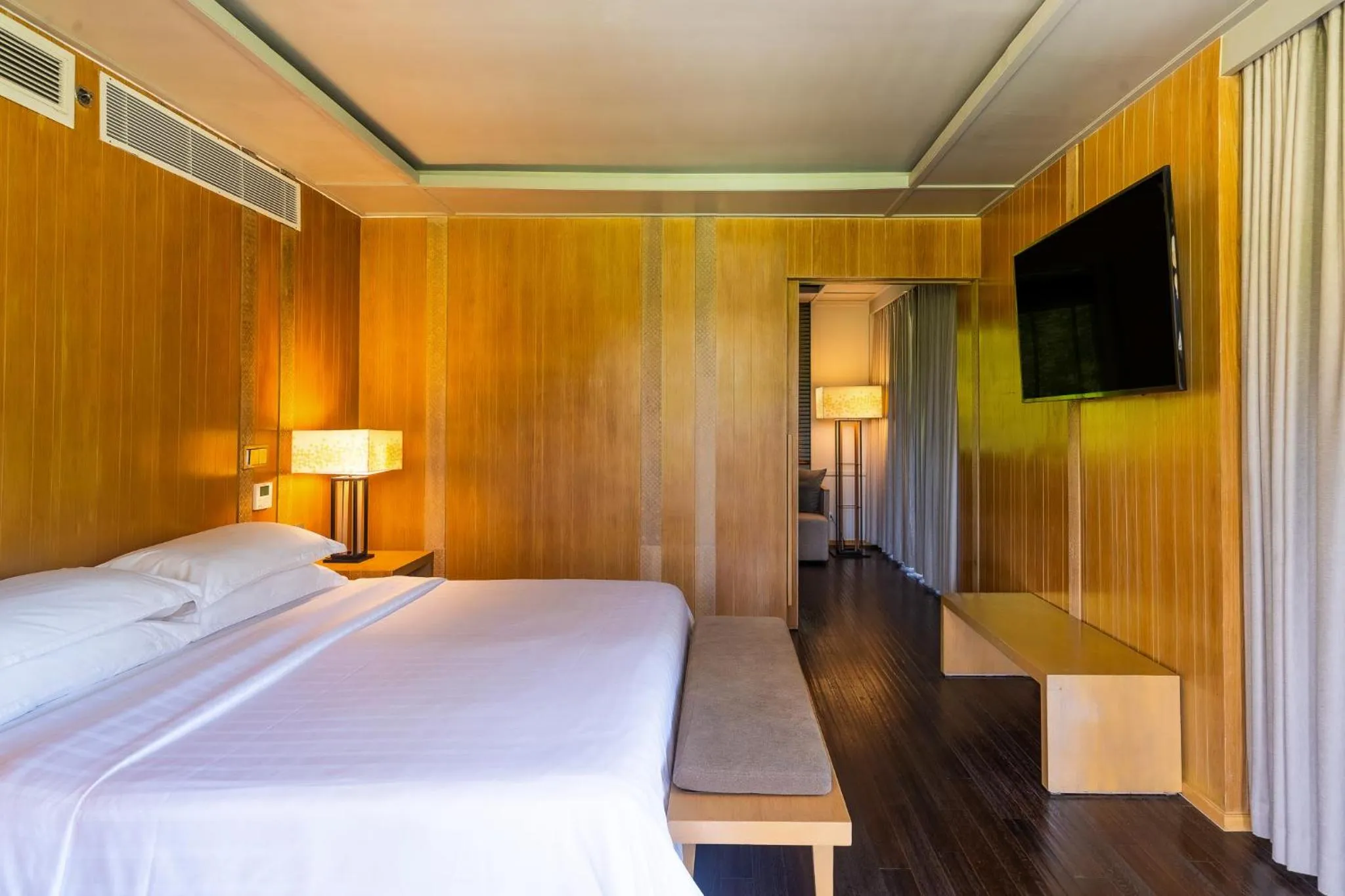 Bedroom, Bed in Dusit Thani Krabi Beach Resort