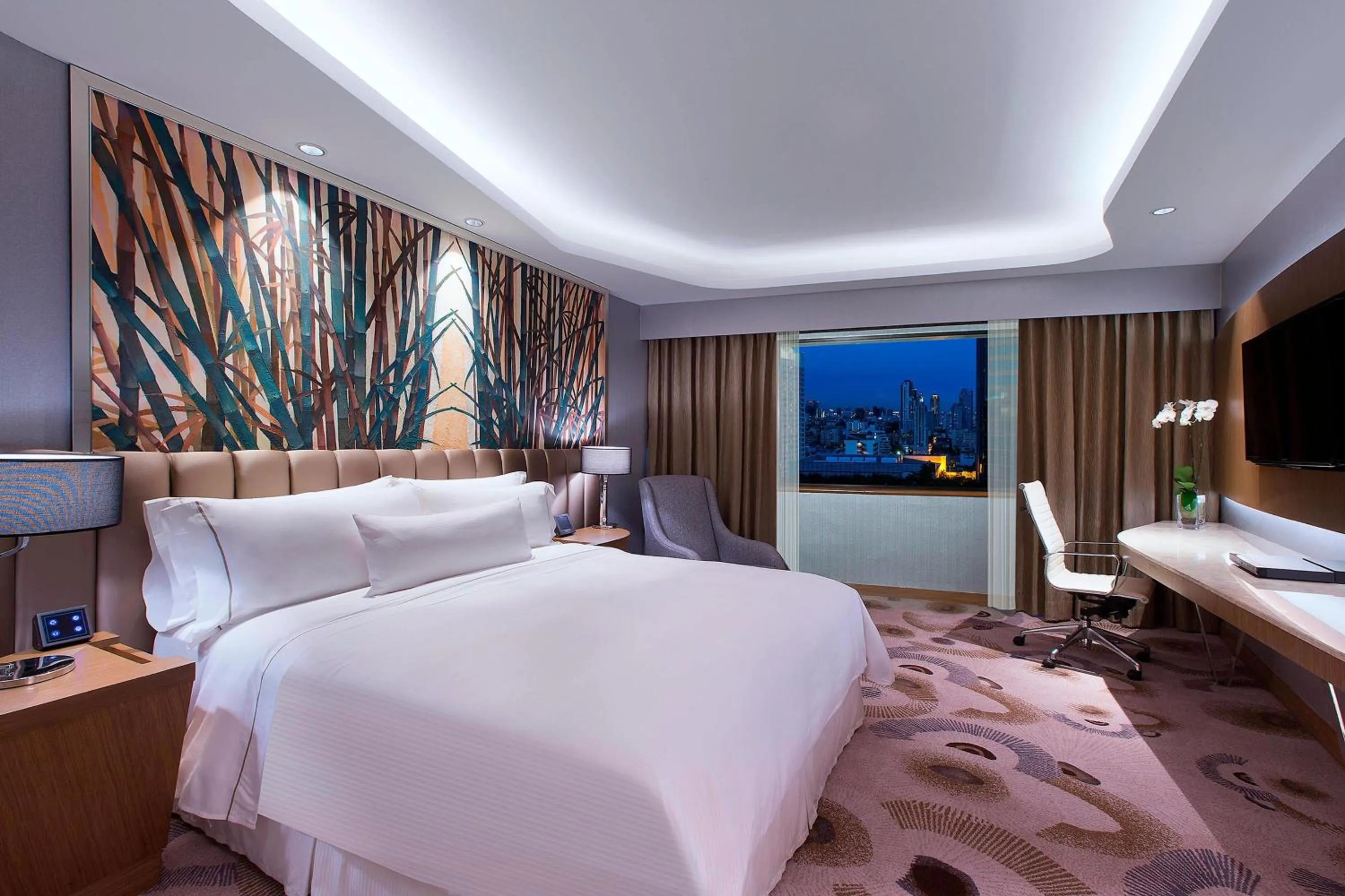 Photo of the whole room, Bed in The Westin Grande Sukhumvit, Bangkok