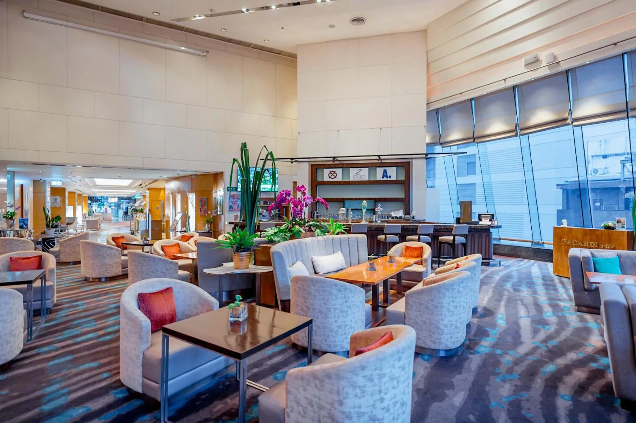 Lounge or bar in The Westin Grande Sukhumvit, Bangkok