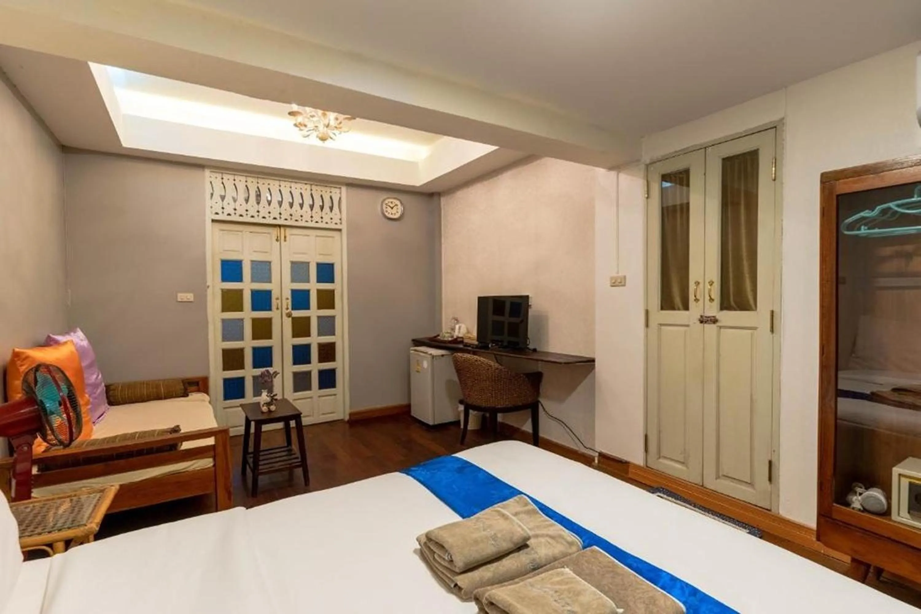 Photo of the whole room, Bed in Seven Senses Guesthouse