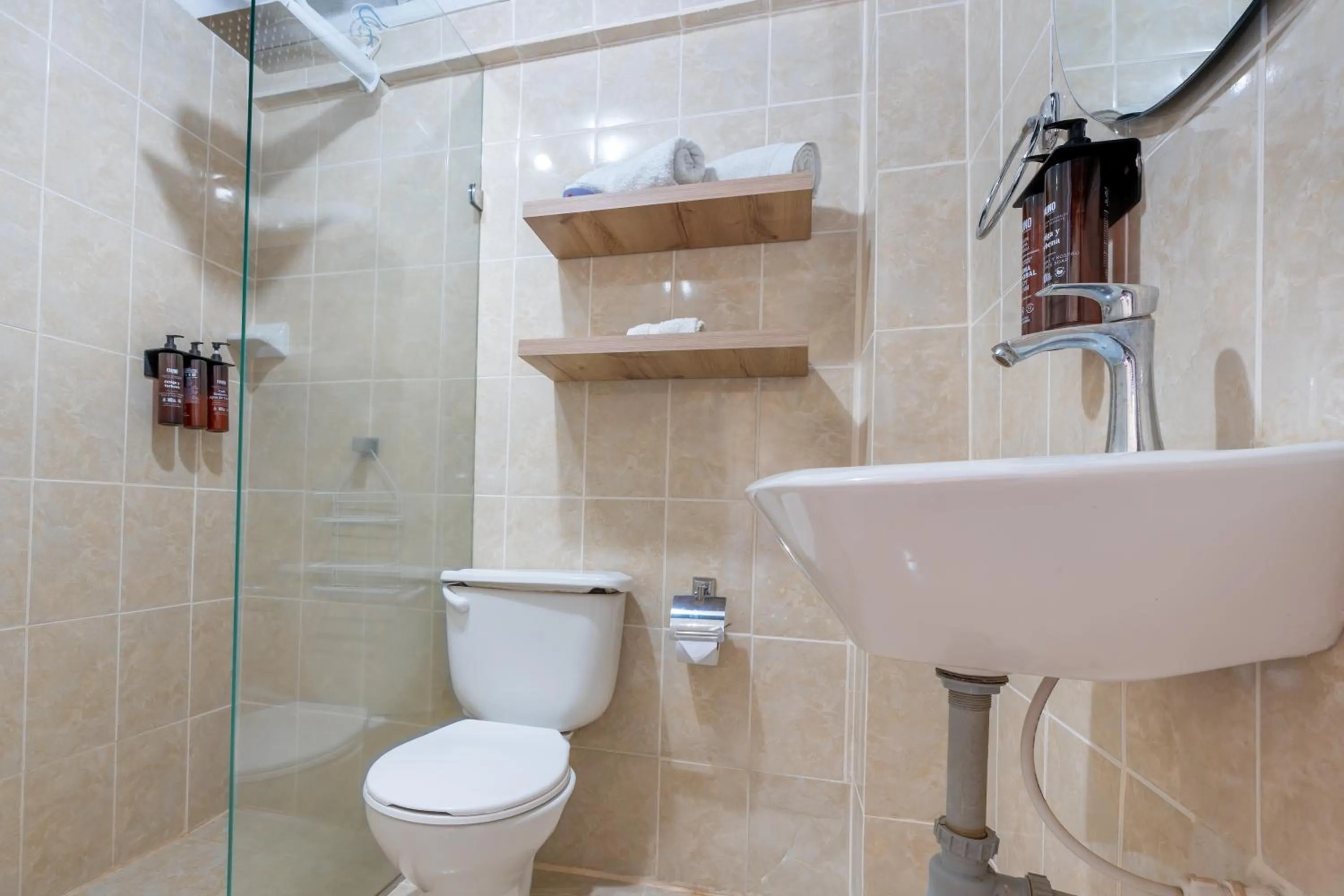 Shower in Vito Hotel Boutique Taganga