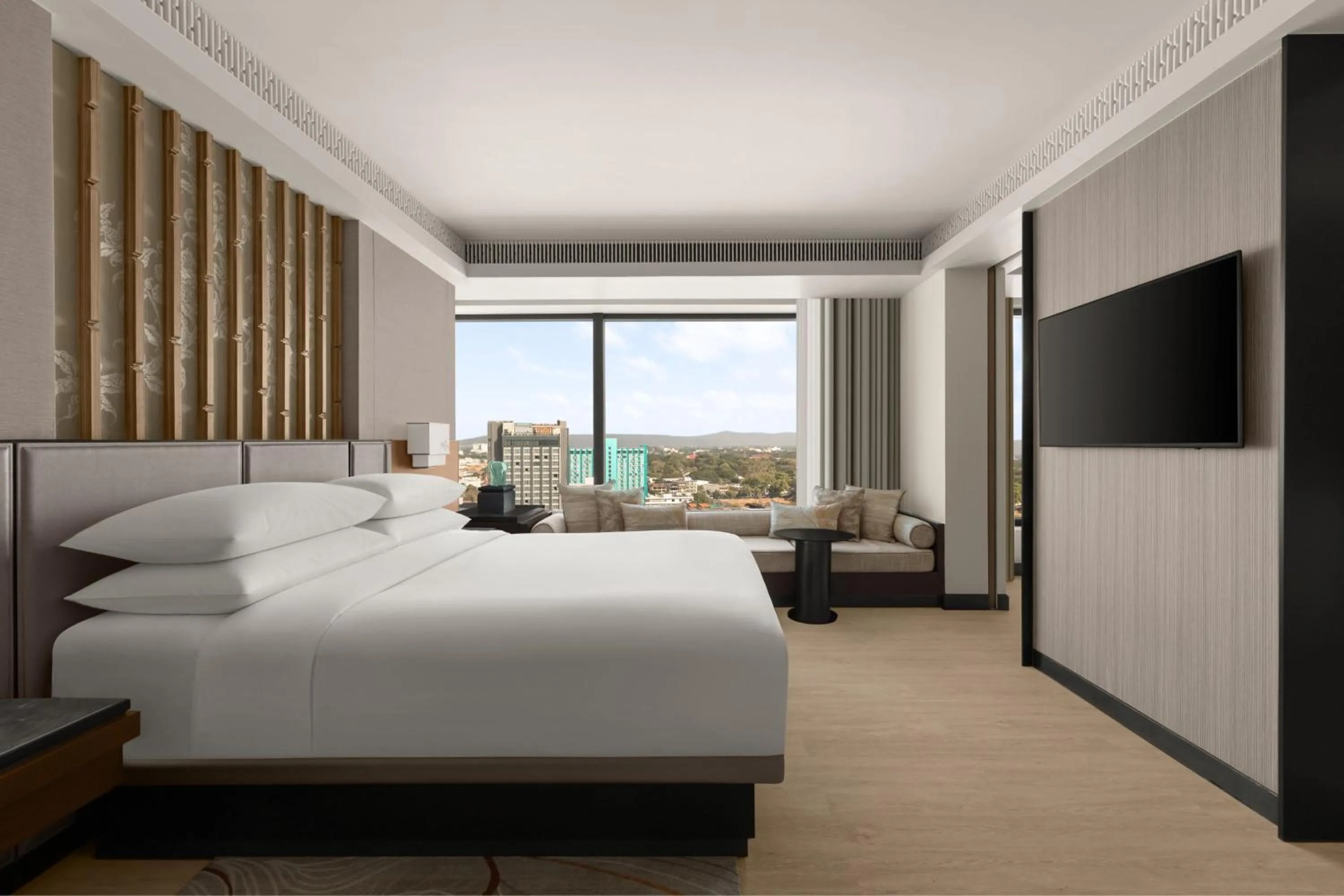 Bedroom, Bed in Chiang Mai Marriott Hotel