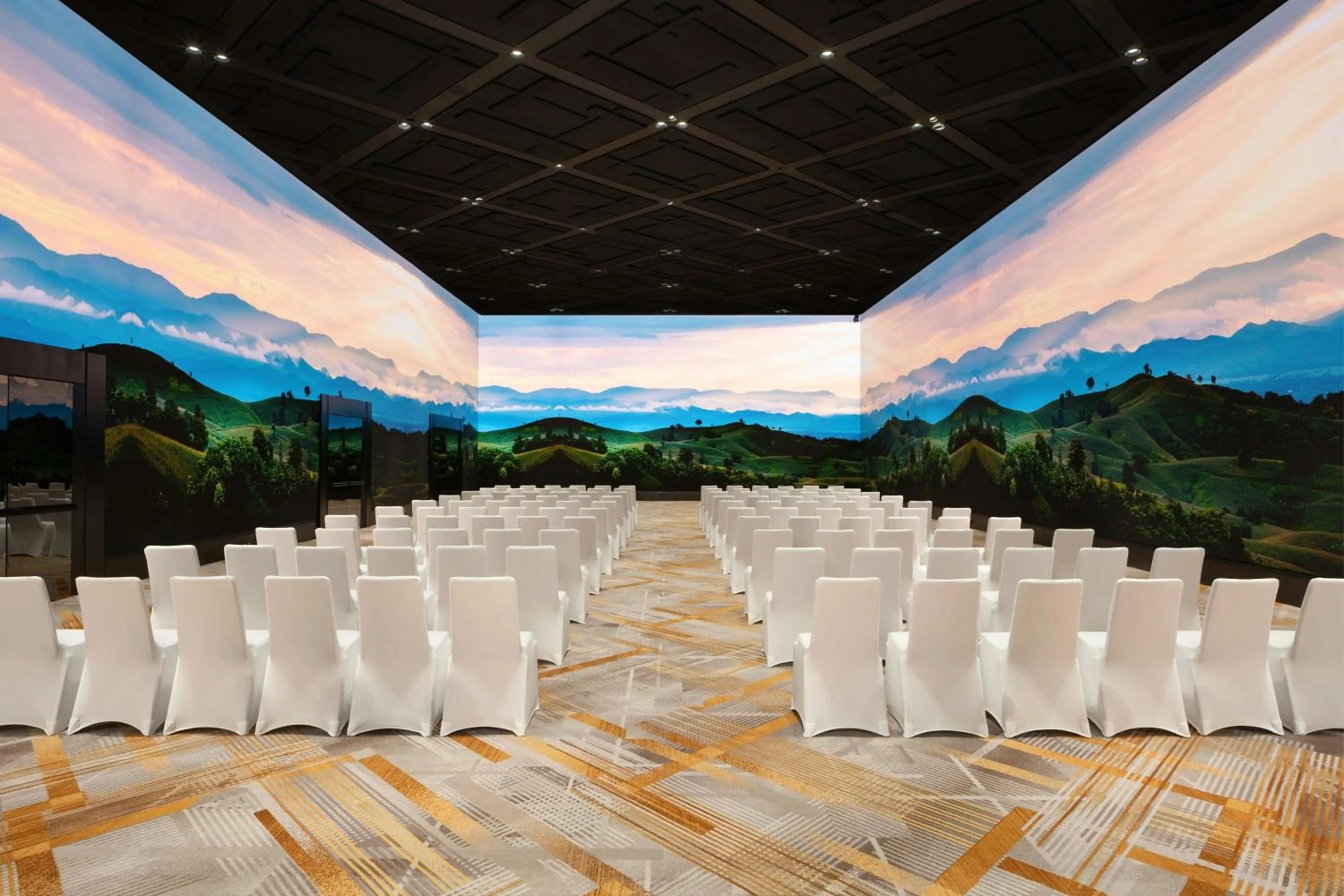 Entertainment in Chiang Mai Marriott Hotel