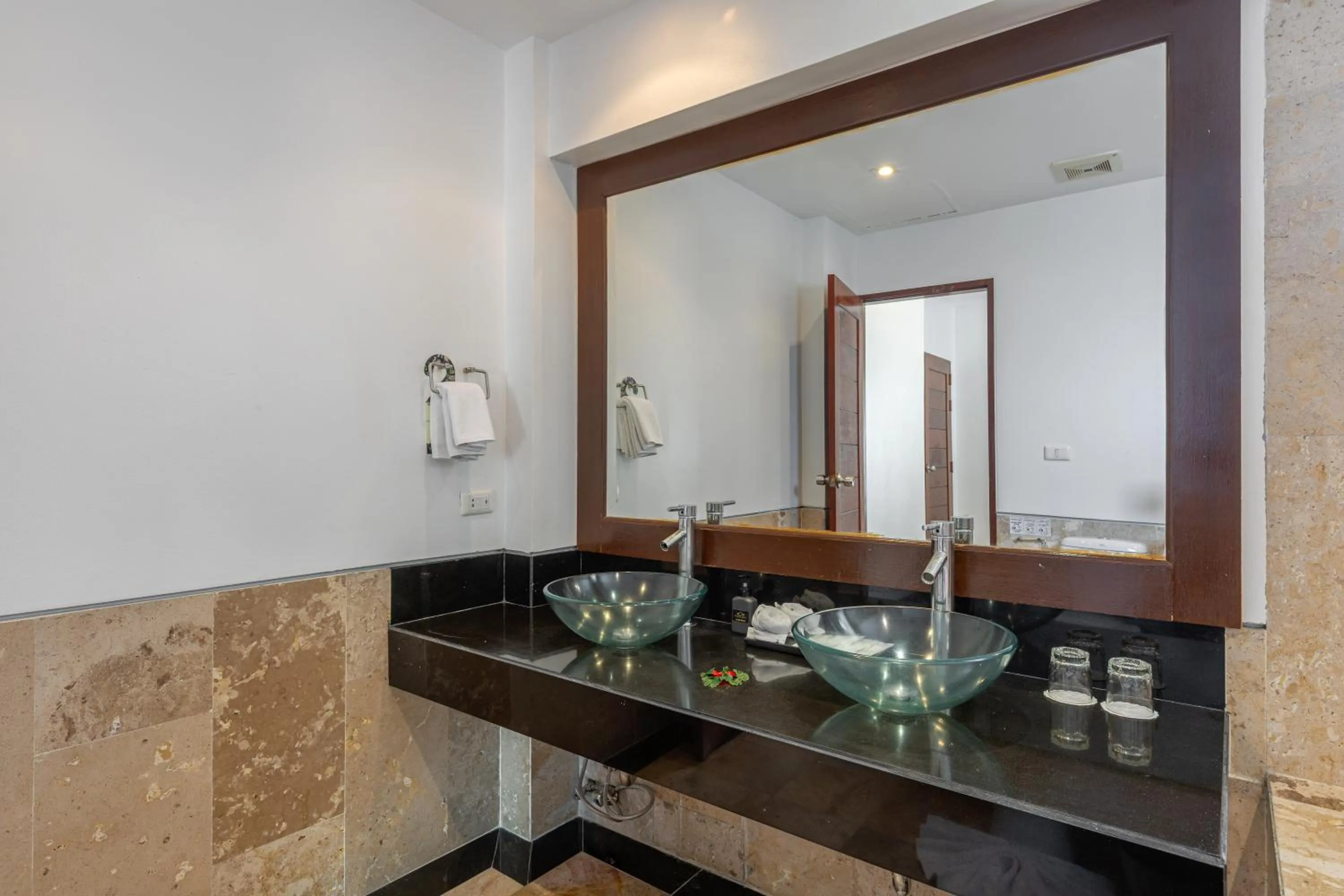 Bathroom in Phunawa Resort Phuket Karon Beach - SHA Plus