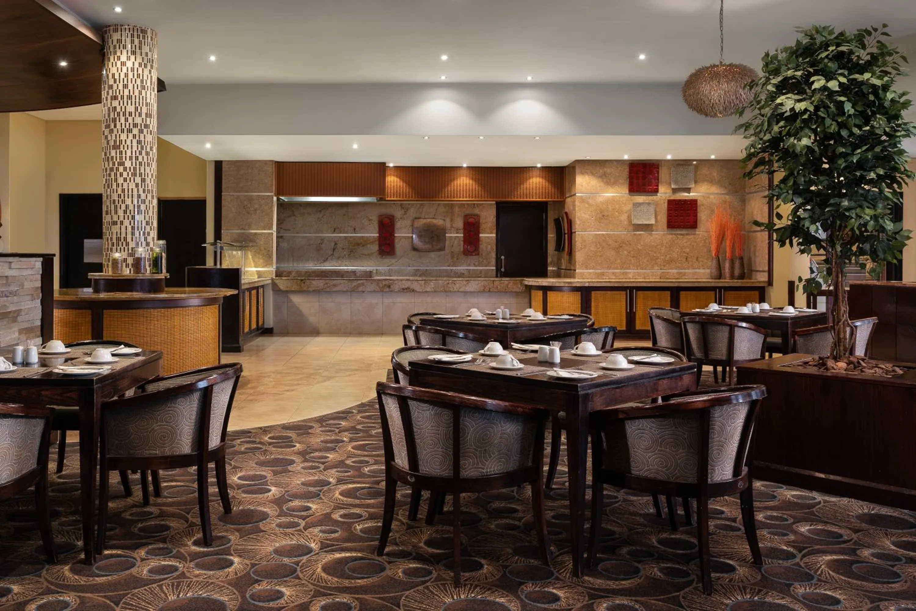 Restaurant/places to eat in Premier Hotel O.R. Tambo