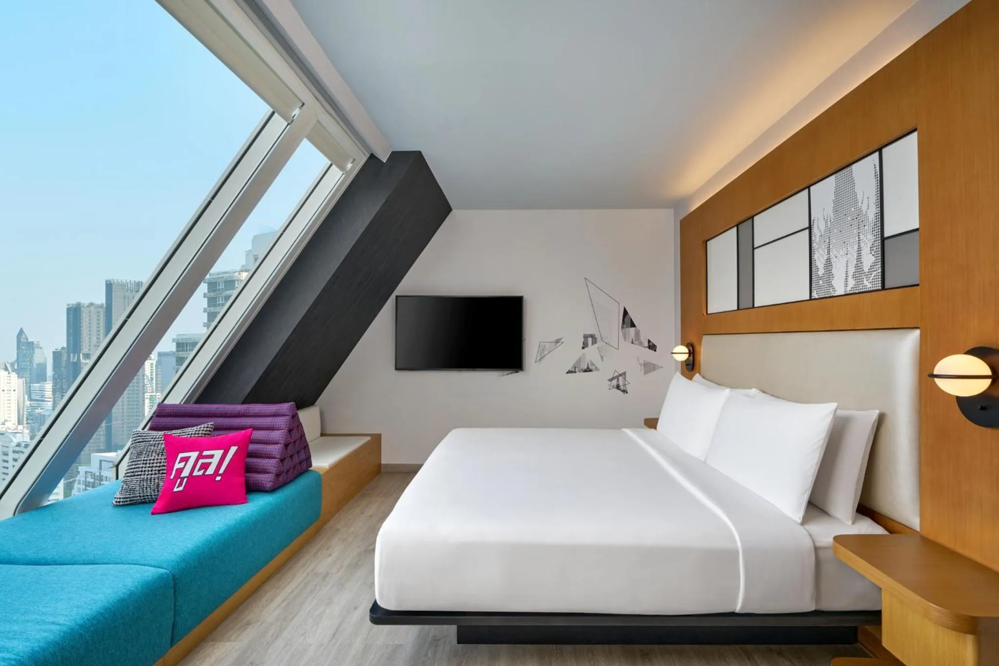 Bedroom, Bed in Aloft Bangkok - Sukhumvit 11