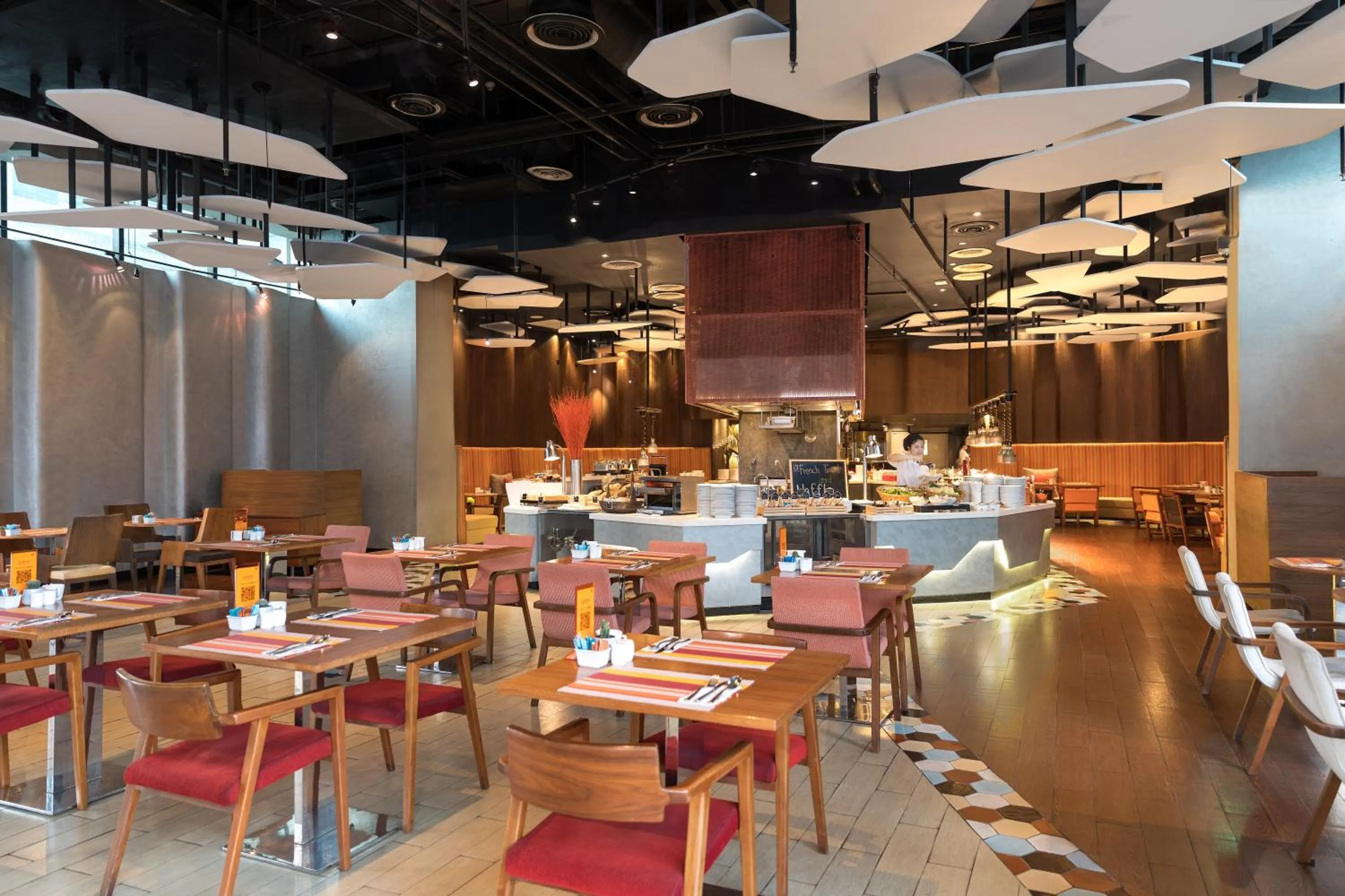 Restaurant/places to eat in Aloft Bangkok - Sukhumvit 11