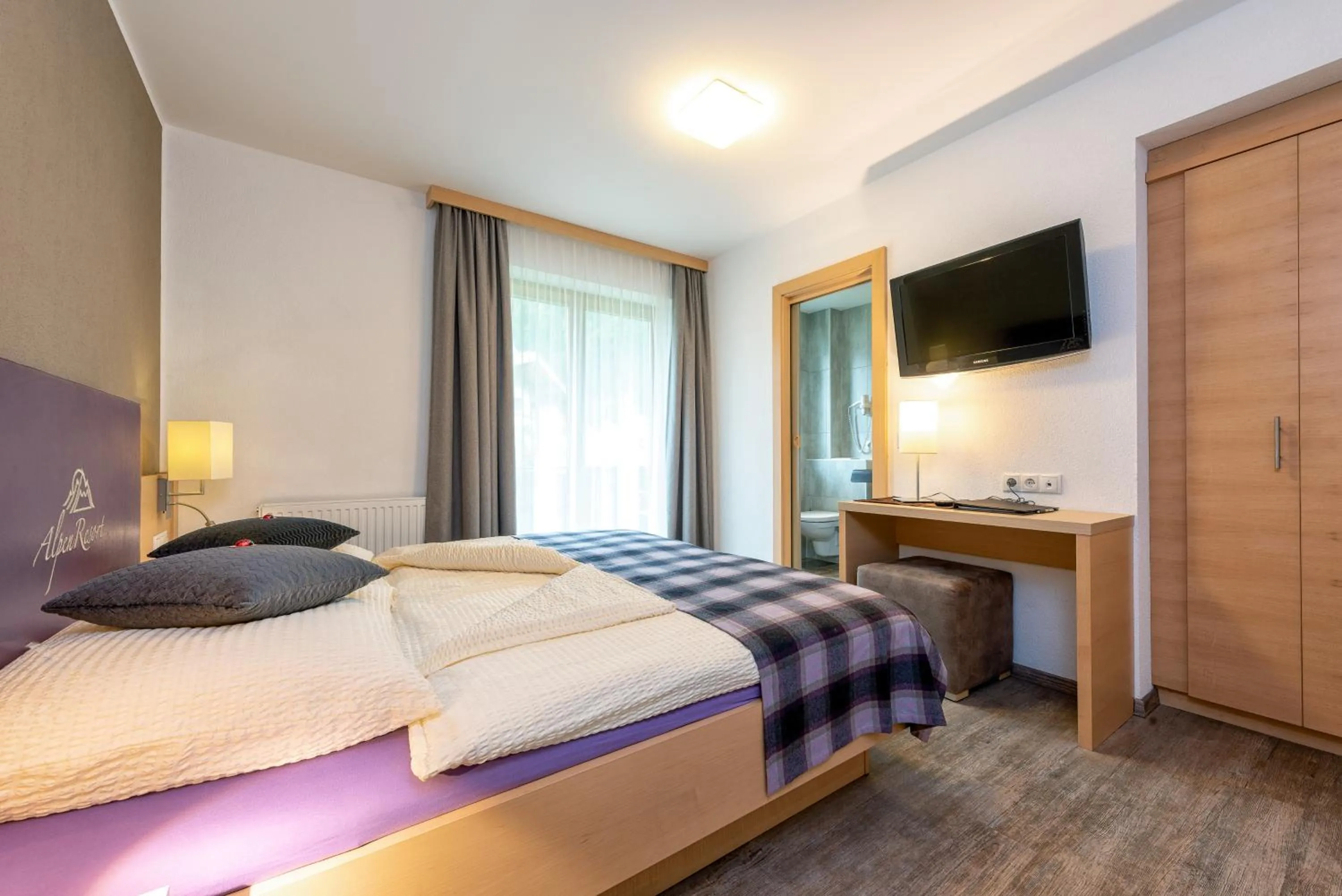 Bed in Alpenresort Thanner