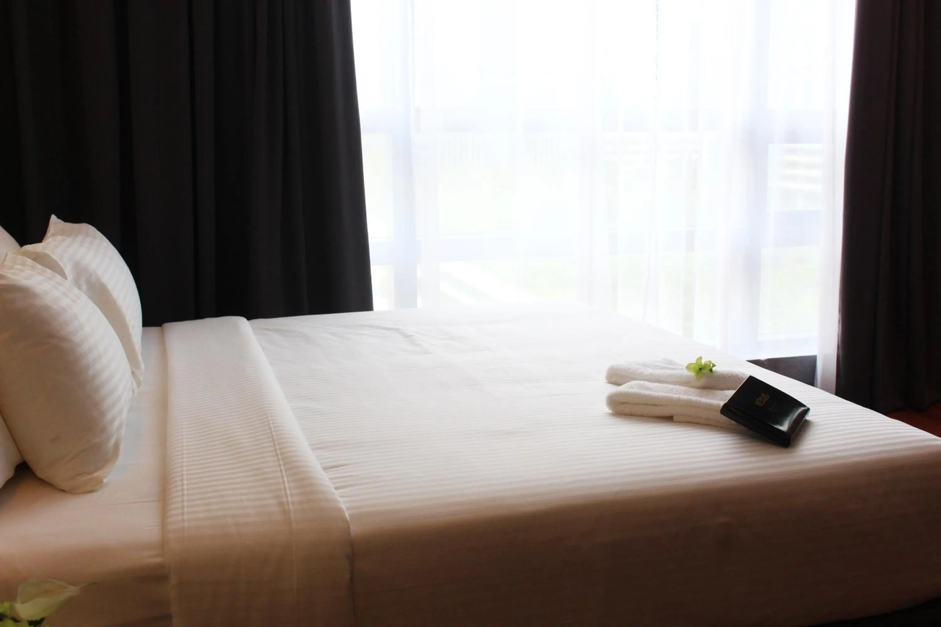 Bedroom, Bed in Imperial Regency Suites & Kuala Lumpur