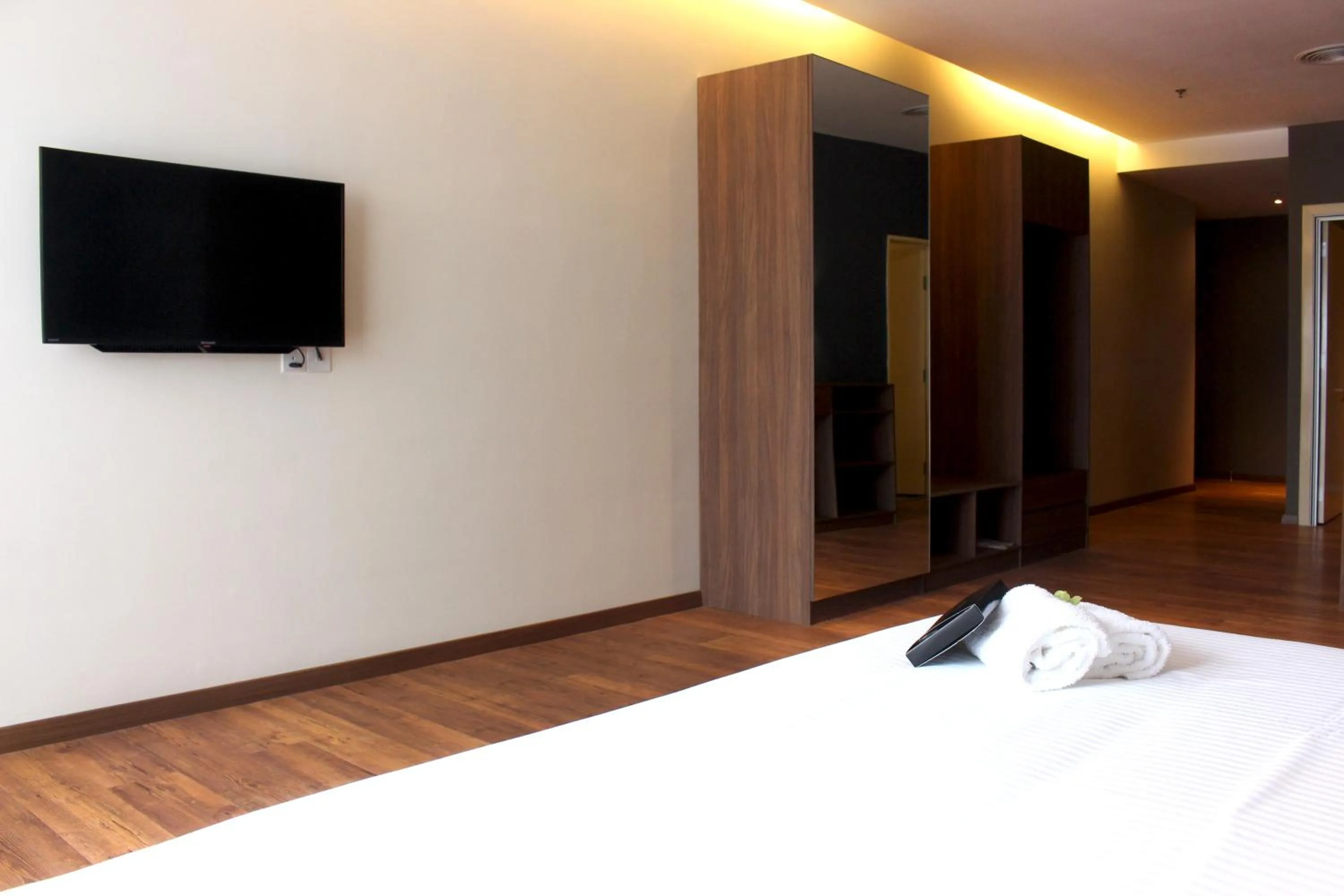 TV and multimedia, Bed in Imperial Regency Suites & Kuala Lumpur