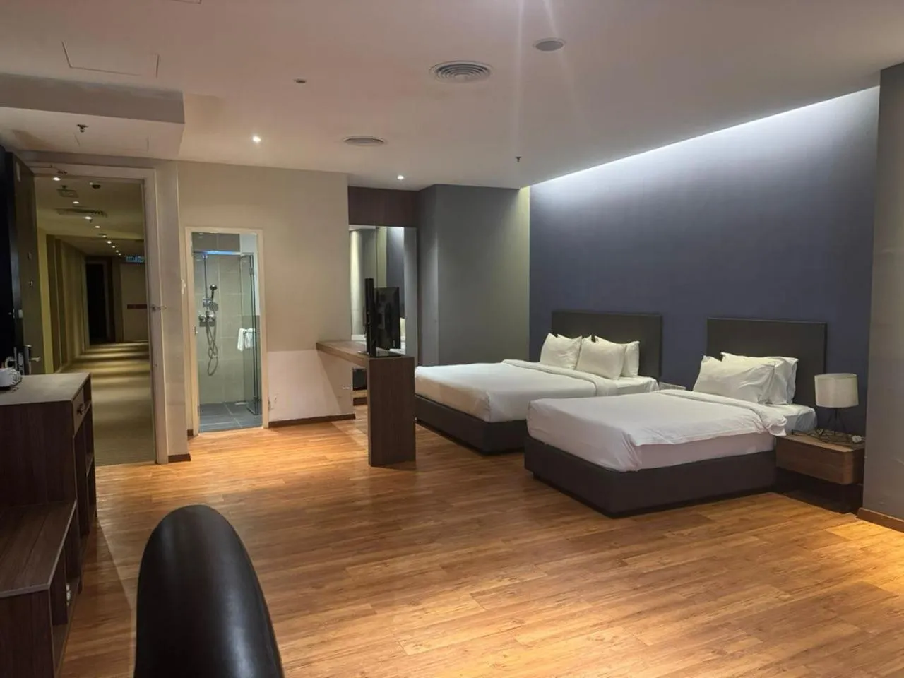 Bed in Imperial Regency Suites & Kuala Lumpur