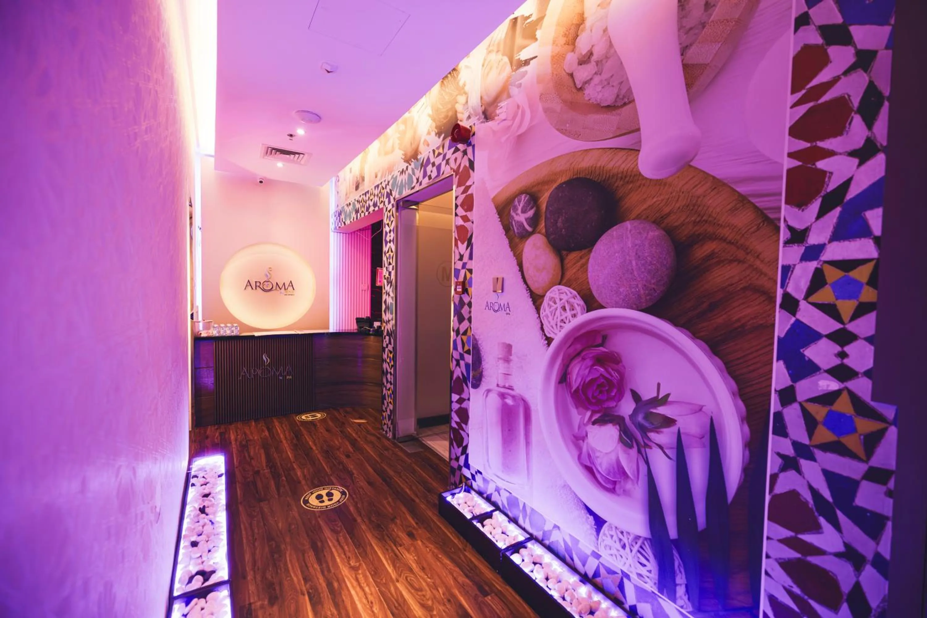 Spa and wellness centre/facilities in Loumage S Suites and Spa