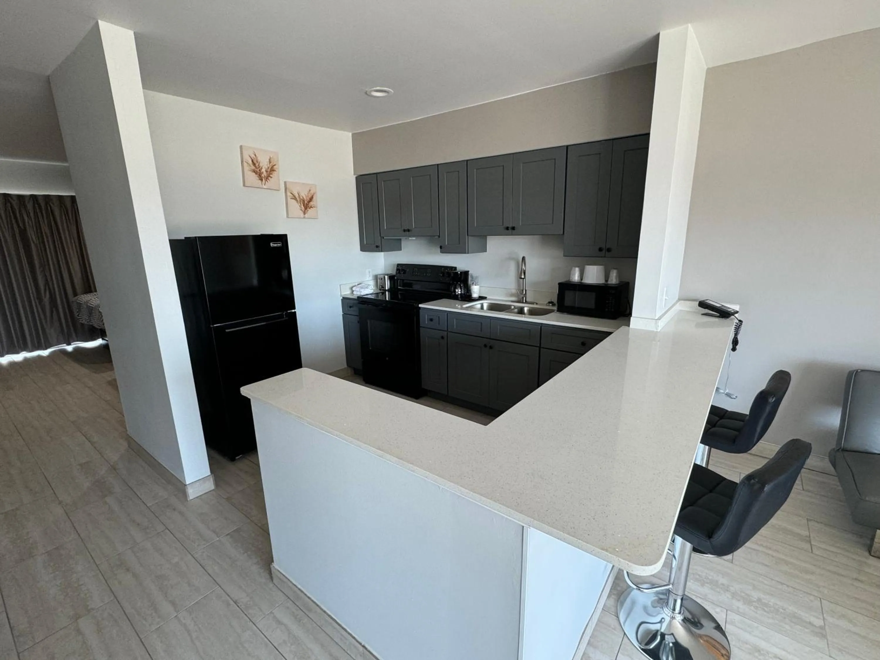 Kitchen or kitchenette in Studio 6-Englewood, FL