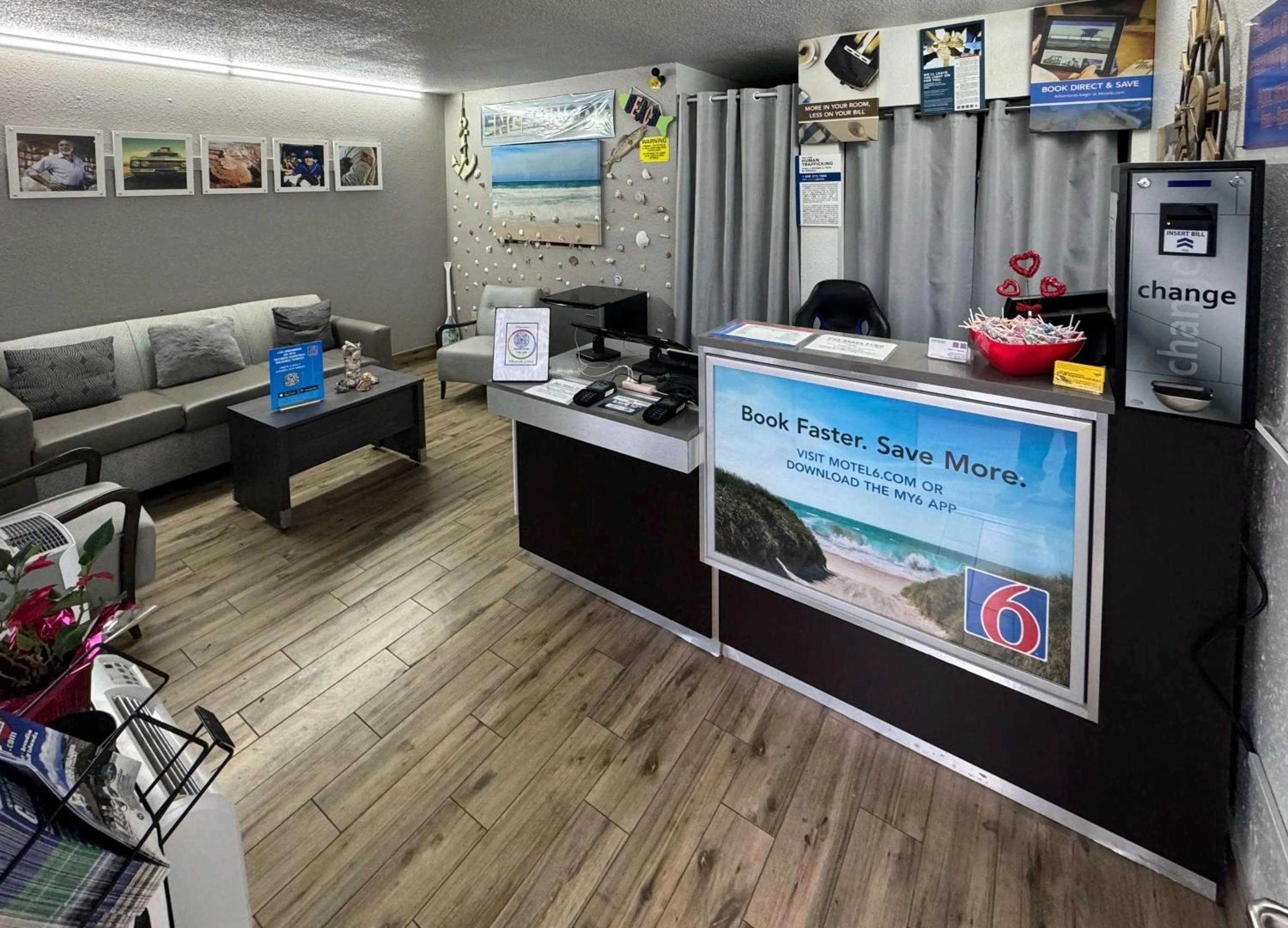 Lobby or reception in Studio 6-Englewood, FL
