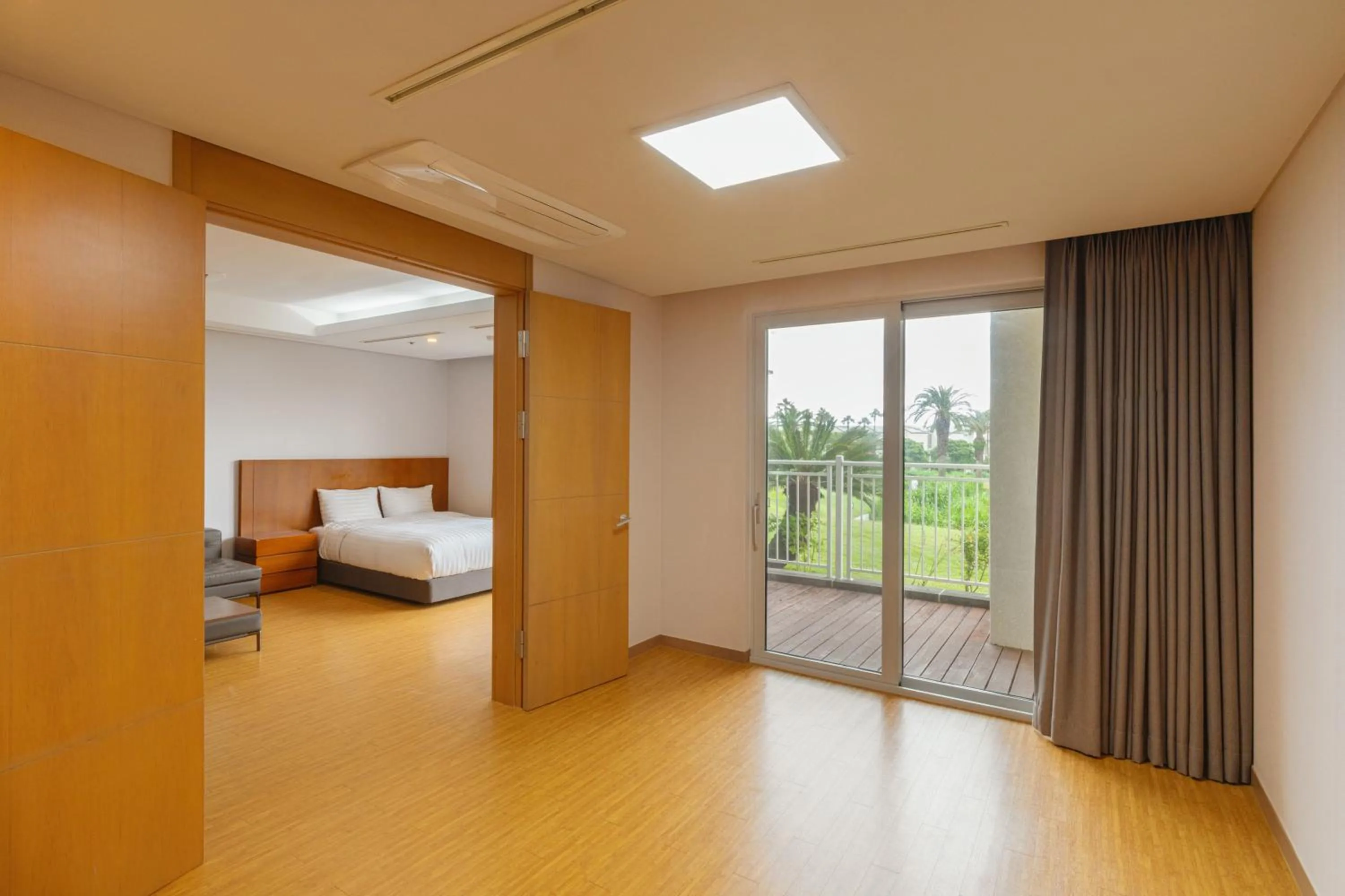 Bed in Sono Calm Jeju