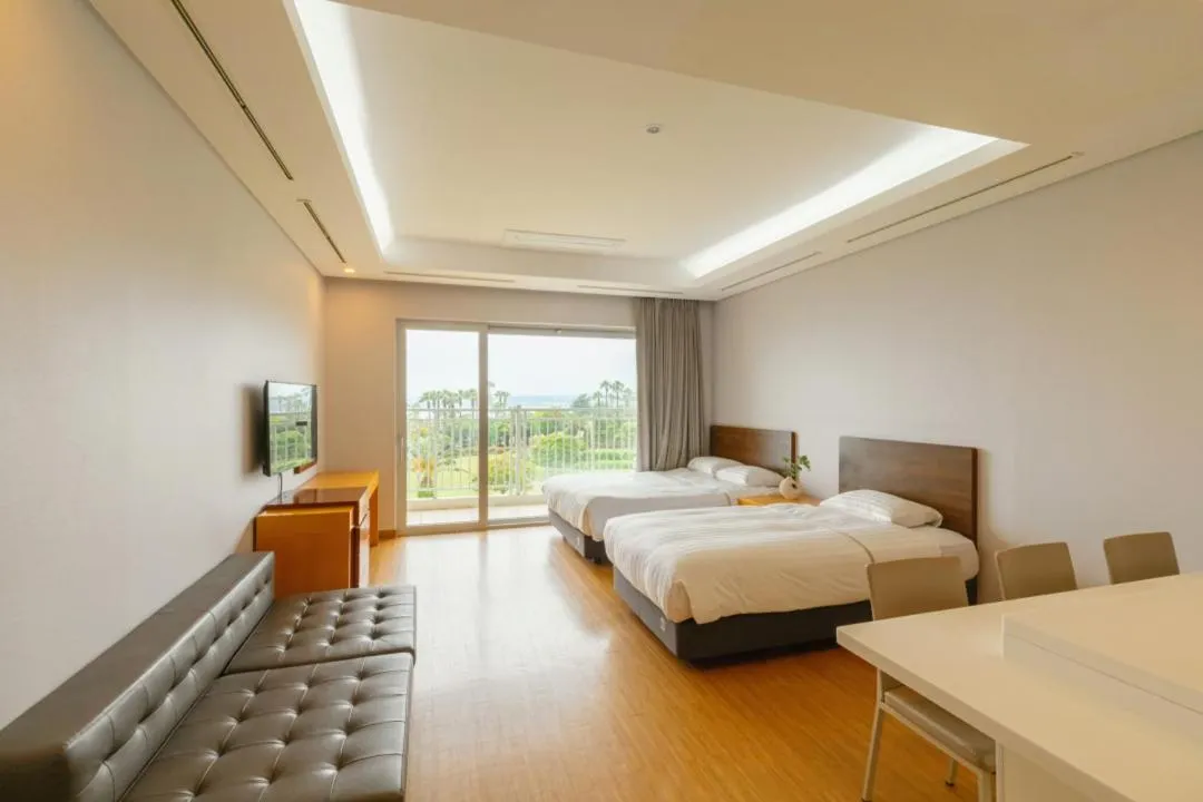 Bed in Sono Calm Jeju