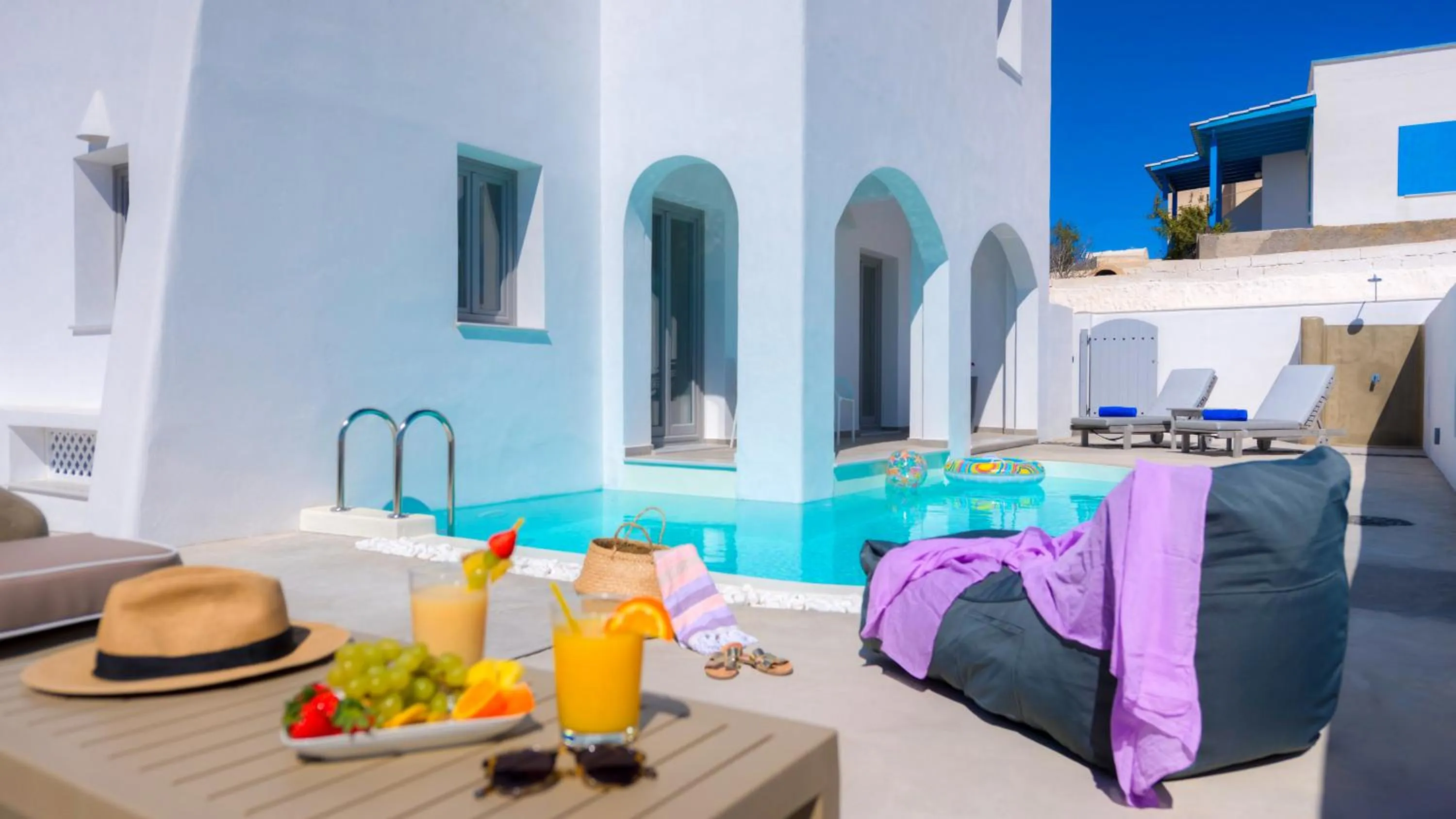 Area and facilities in White Harmony Suites