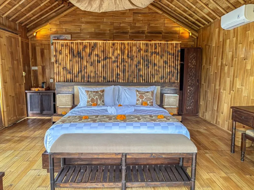 Bedroom, Bed in Wadari Retreat Villa Ubud