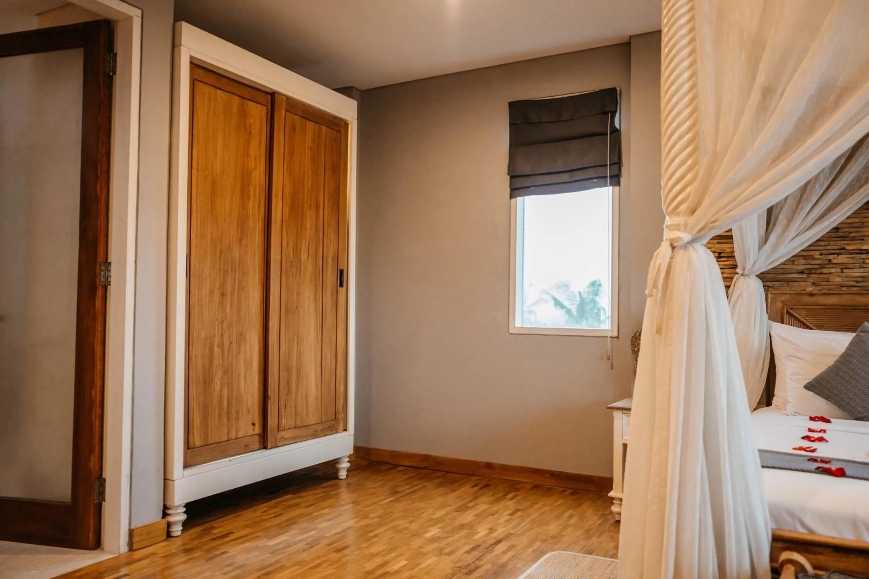 Bedroom, Bed in Wadari Retreat Villa Ubud