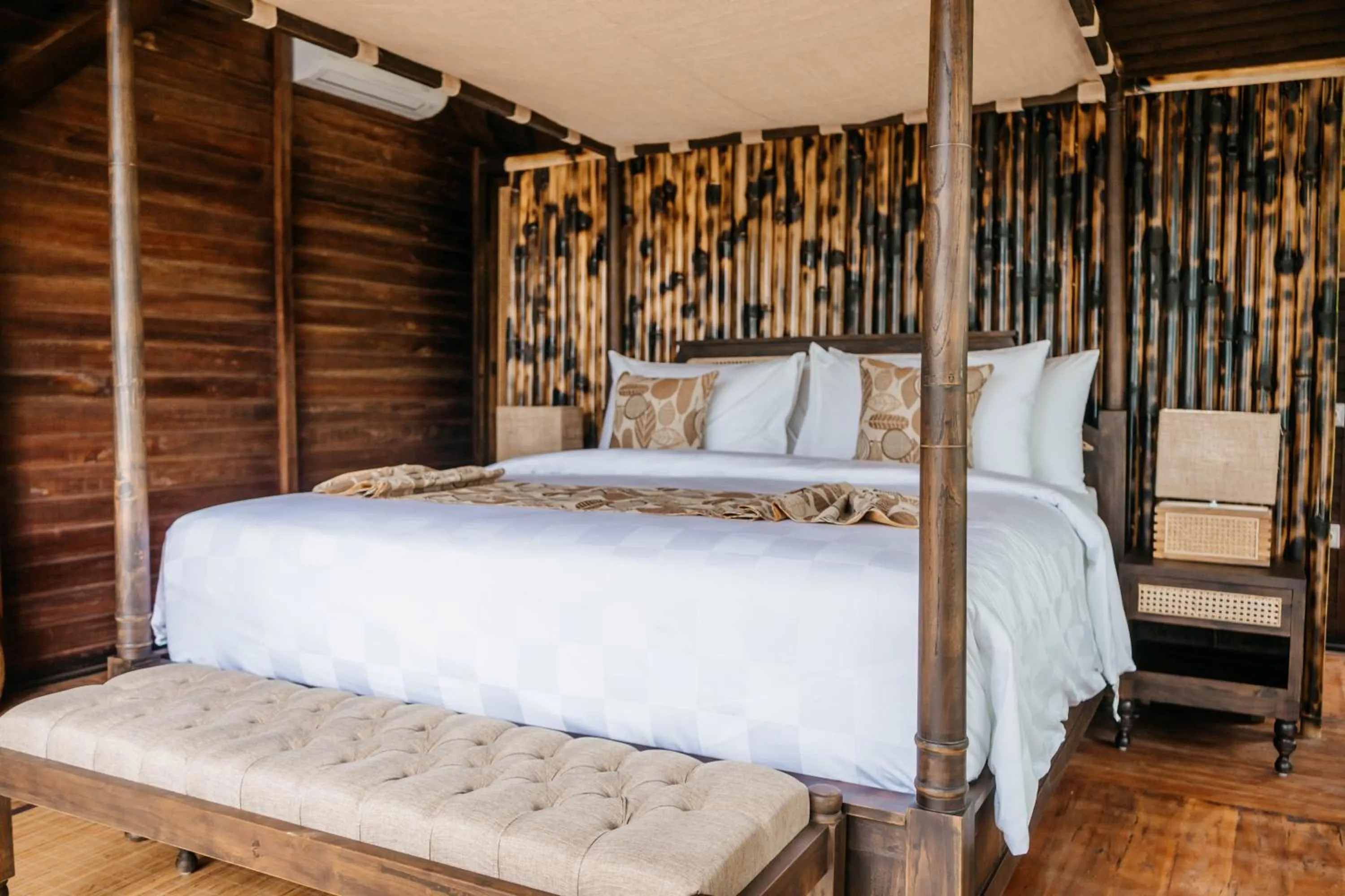 Bedroom, Bed in Wadari Retreat Villa Ubud