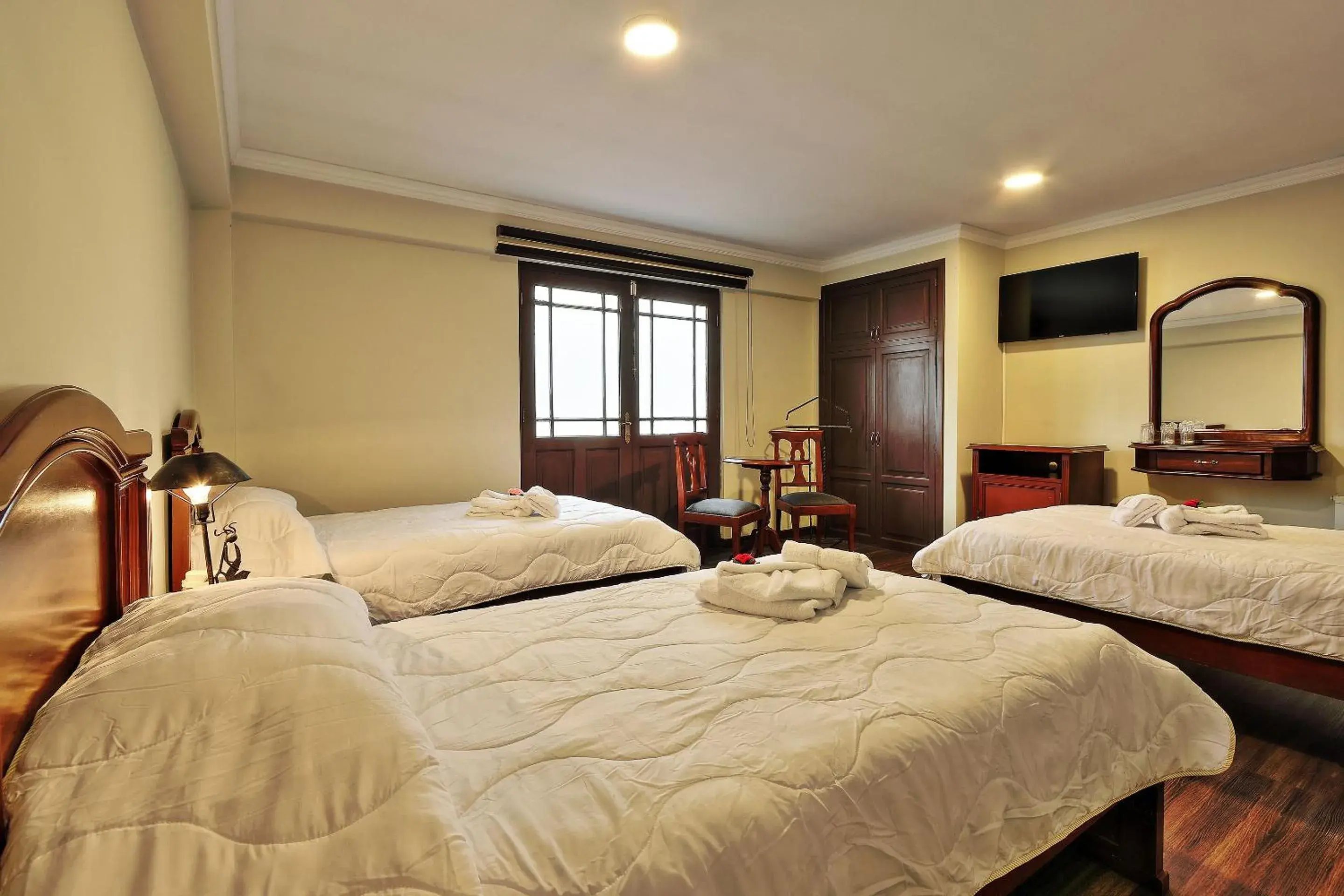 Triple Room with Private Bathroom in Hostal Patrimonio - Potosi Triple Room with Private Bathroom in Hostal Patrimonio - Potosi