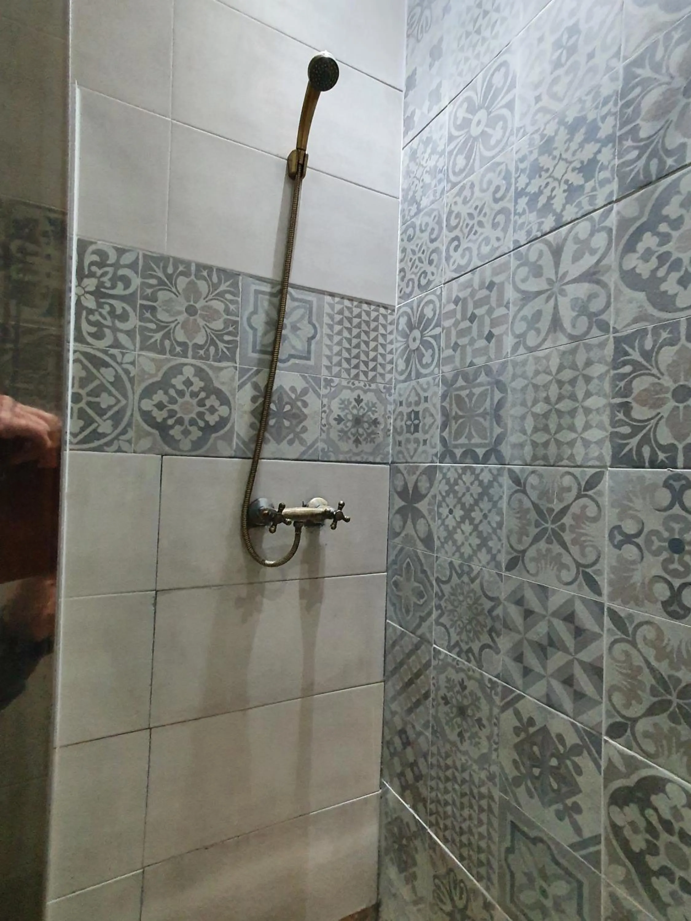 Shower in Riad La Porte du Bouregreg