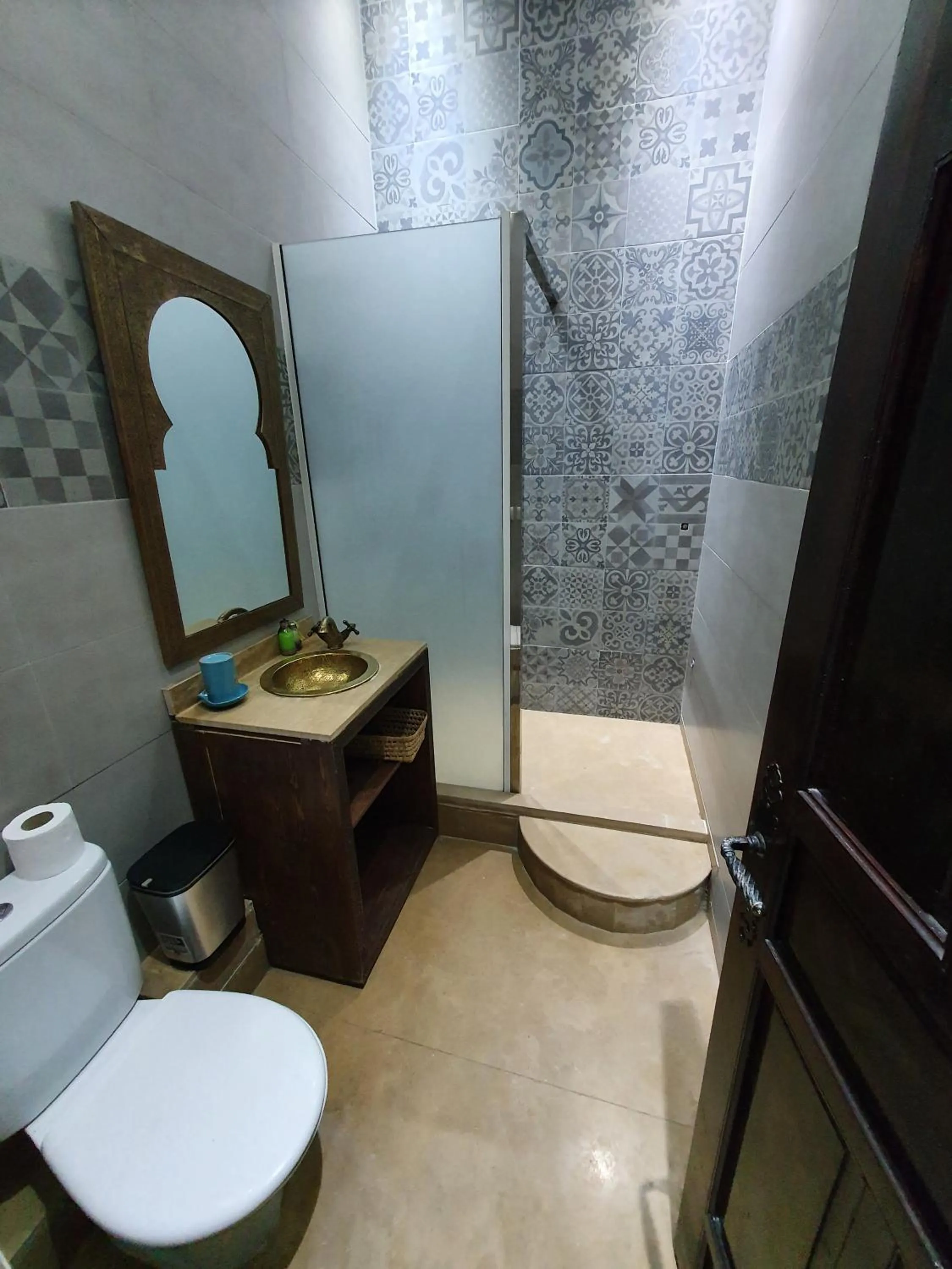 Shower in Riad La Porte du Bouregreg