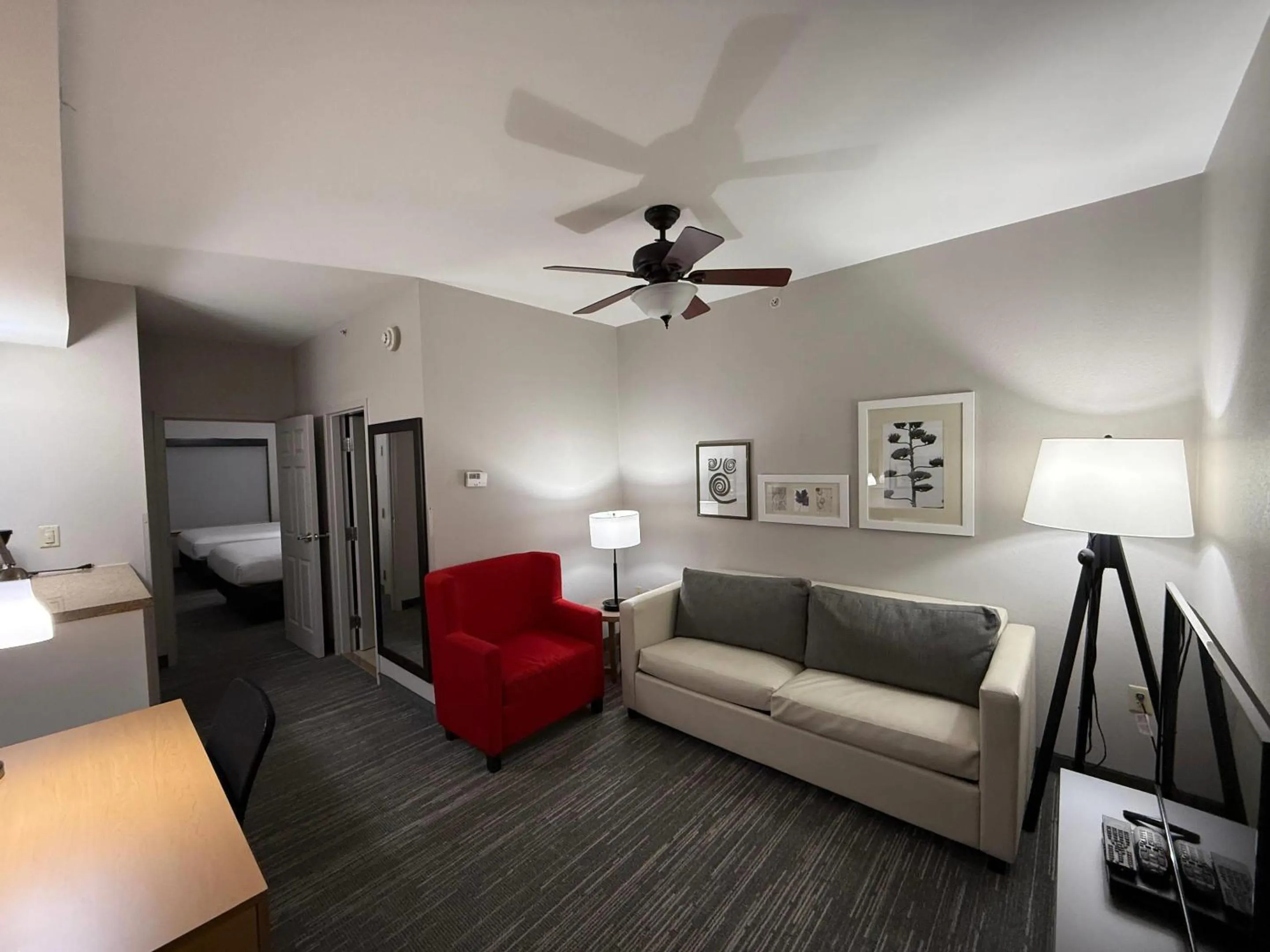 Bedroom in Country Inn & Suites by Radisson, Harrisburg - Hershey West, PA