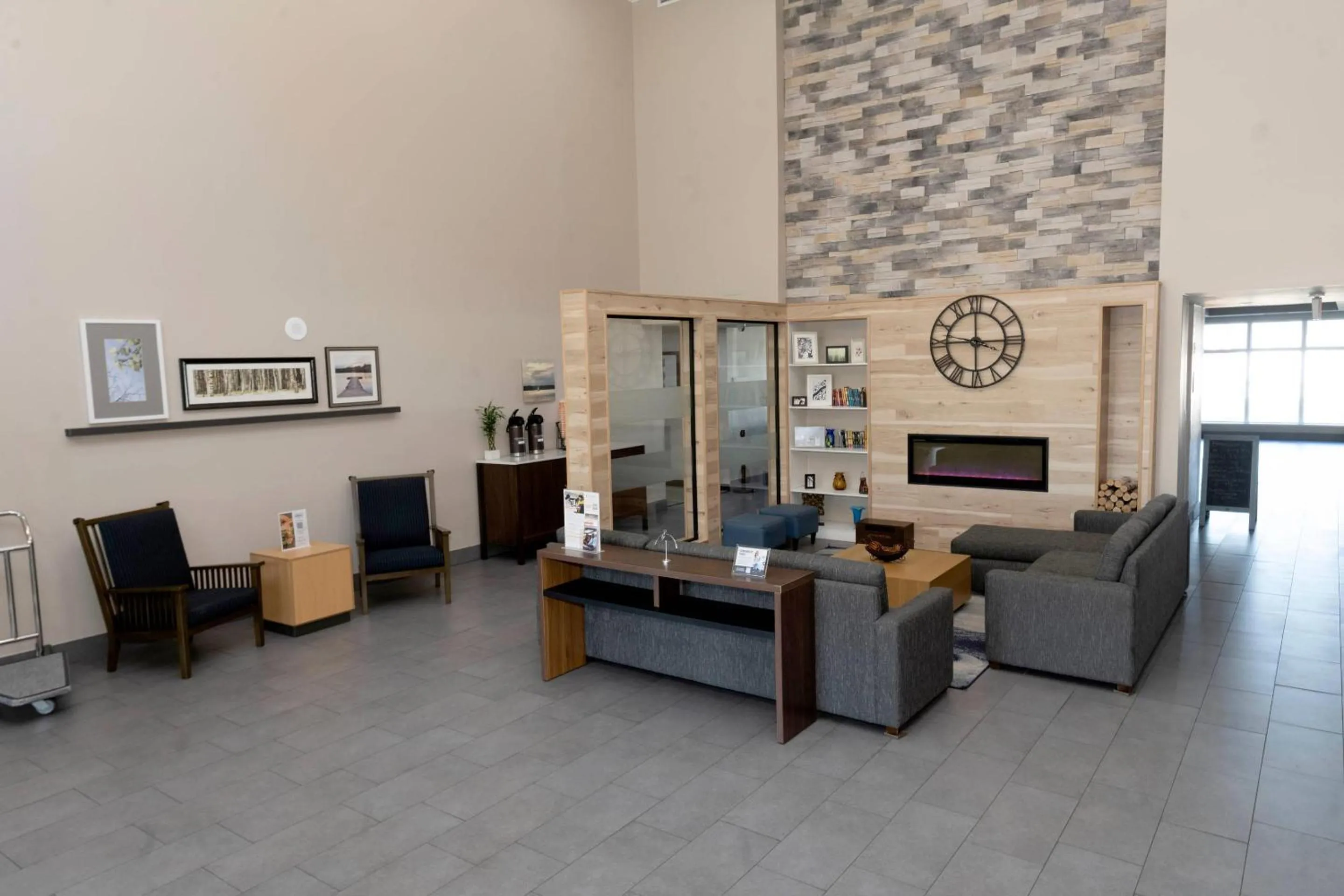 Lobby or reception in Country Inn & Suites by Radisson, Harrisburg - Hershey West, PA