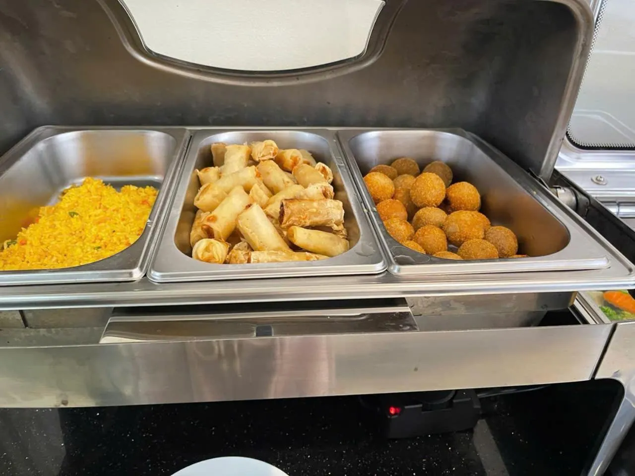 Buffet breakfast in Du Palace Hotel & Travel