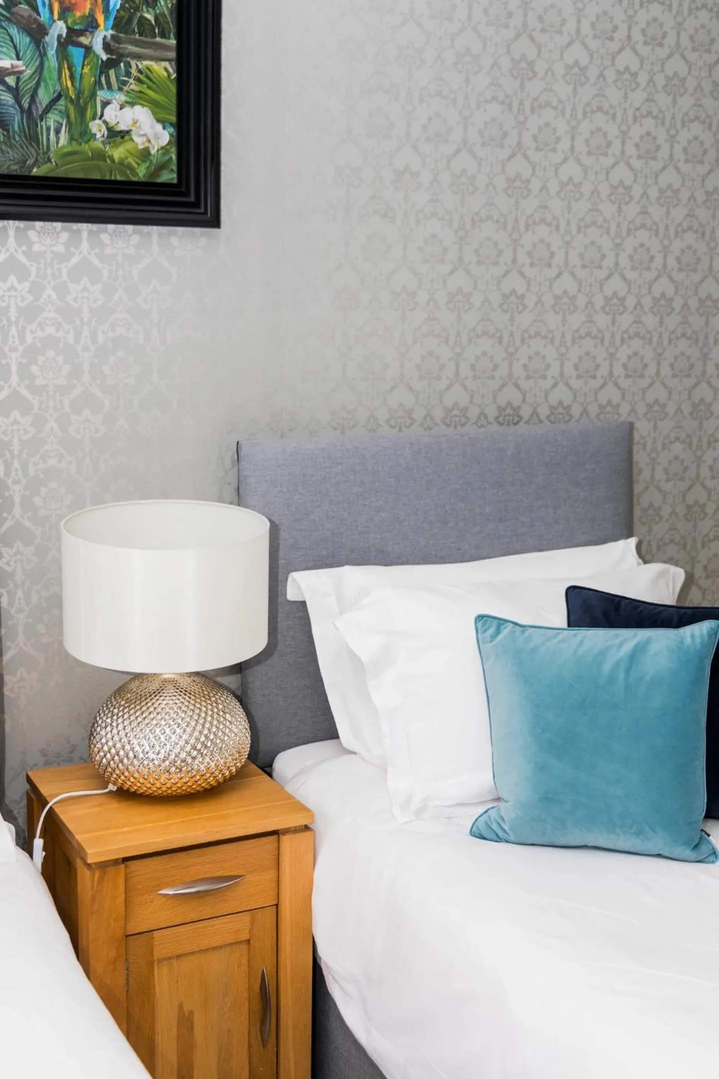 Bed in Denecrest Guest House