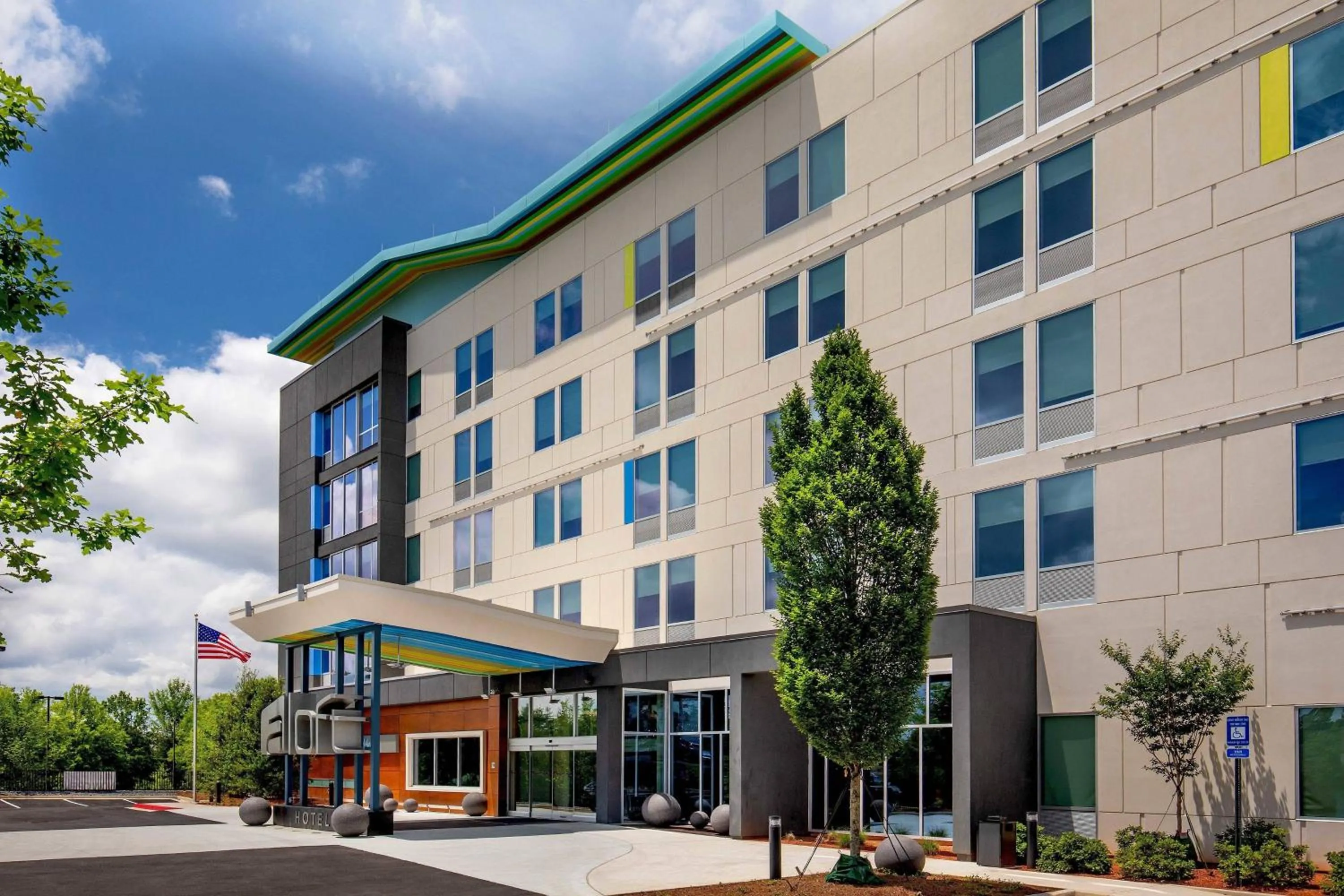 Property building in Aloft Alpharetta