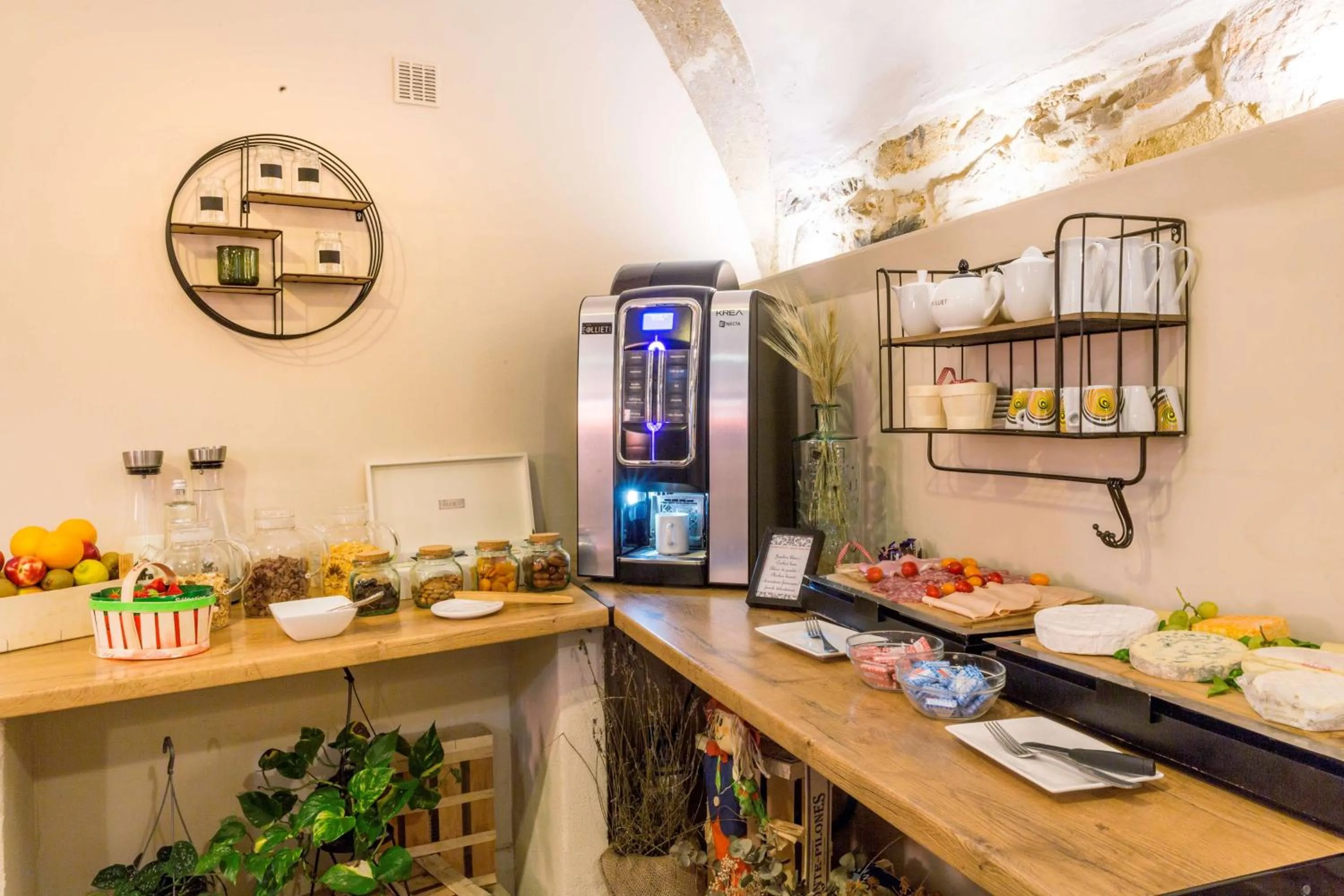 Restaurant/places to eat in Best Western Marquis de la Baume