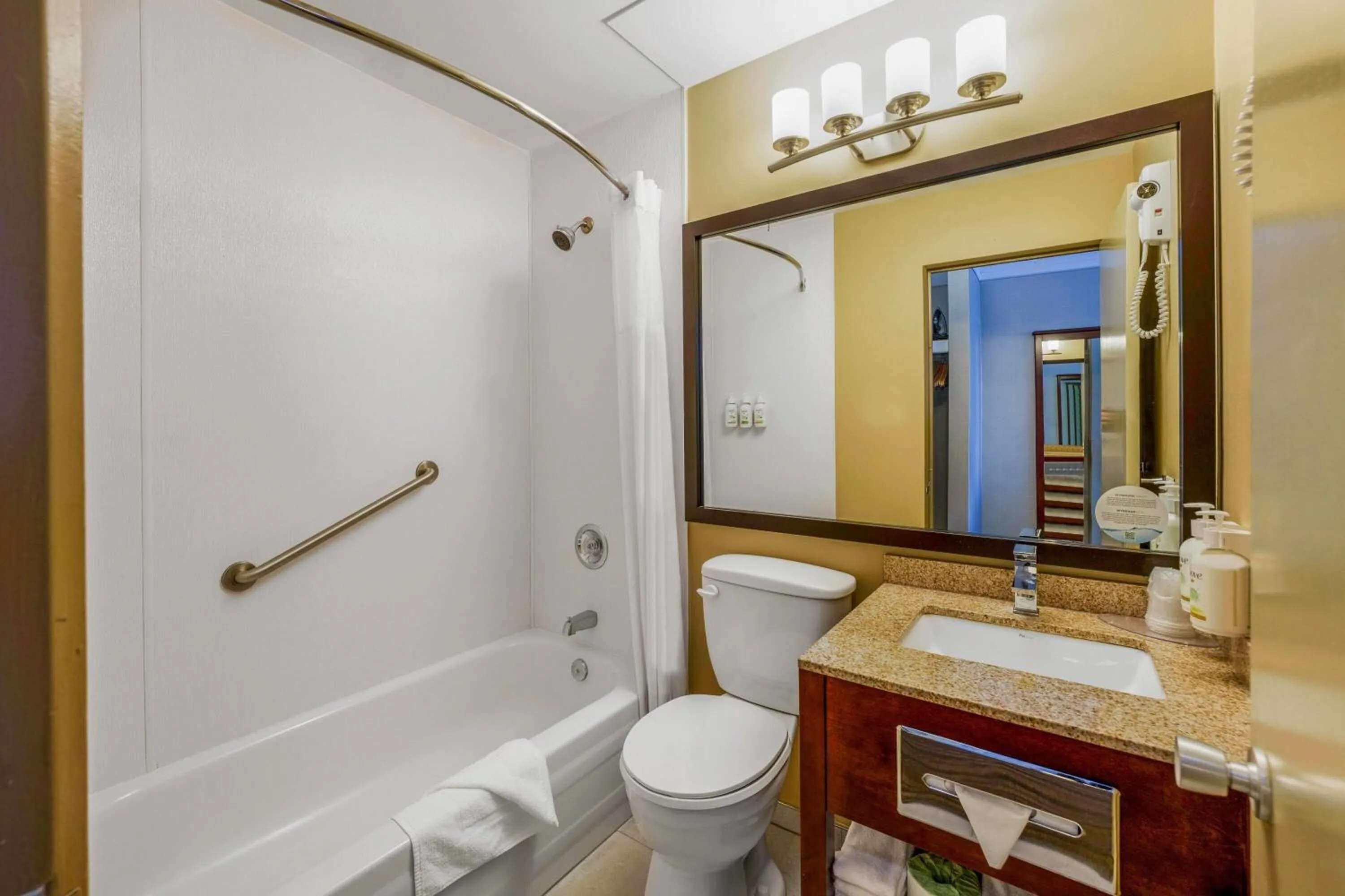 Bathroom in Days Inn by Wyndham Terrace