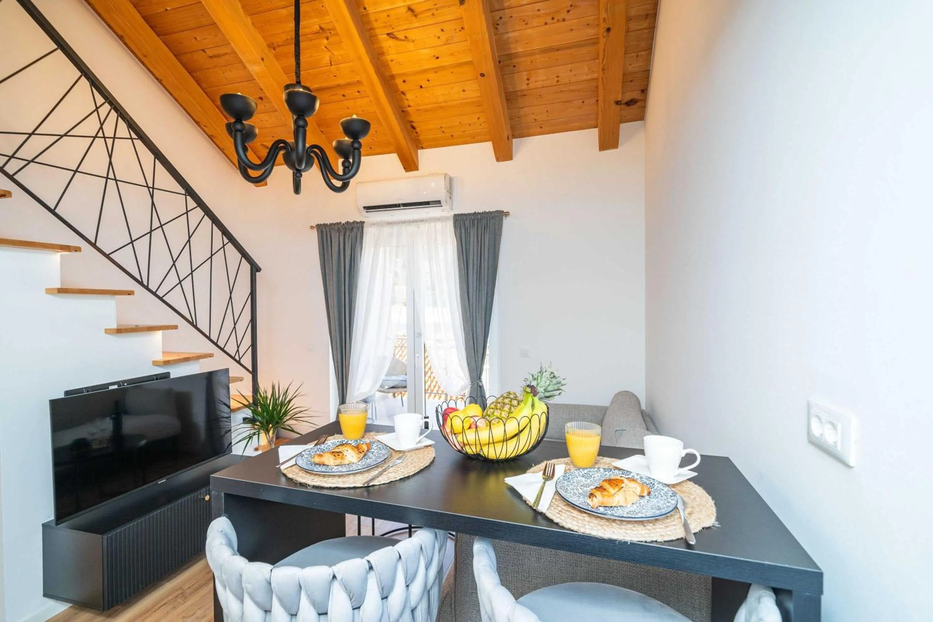 Dining area in Apartments Villa Aura - Adult Only