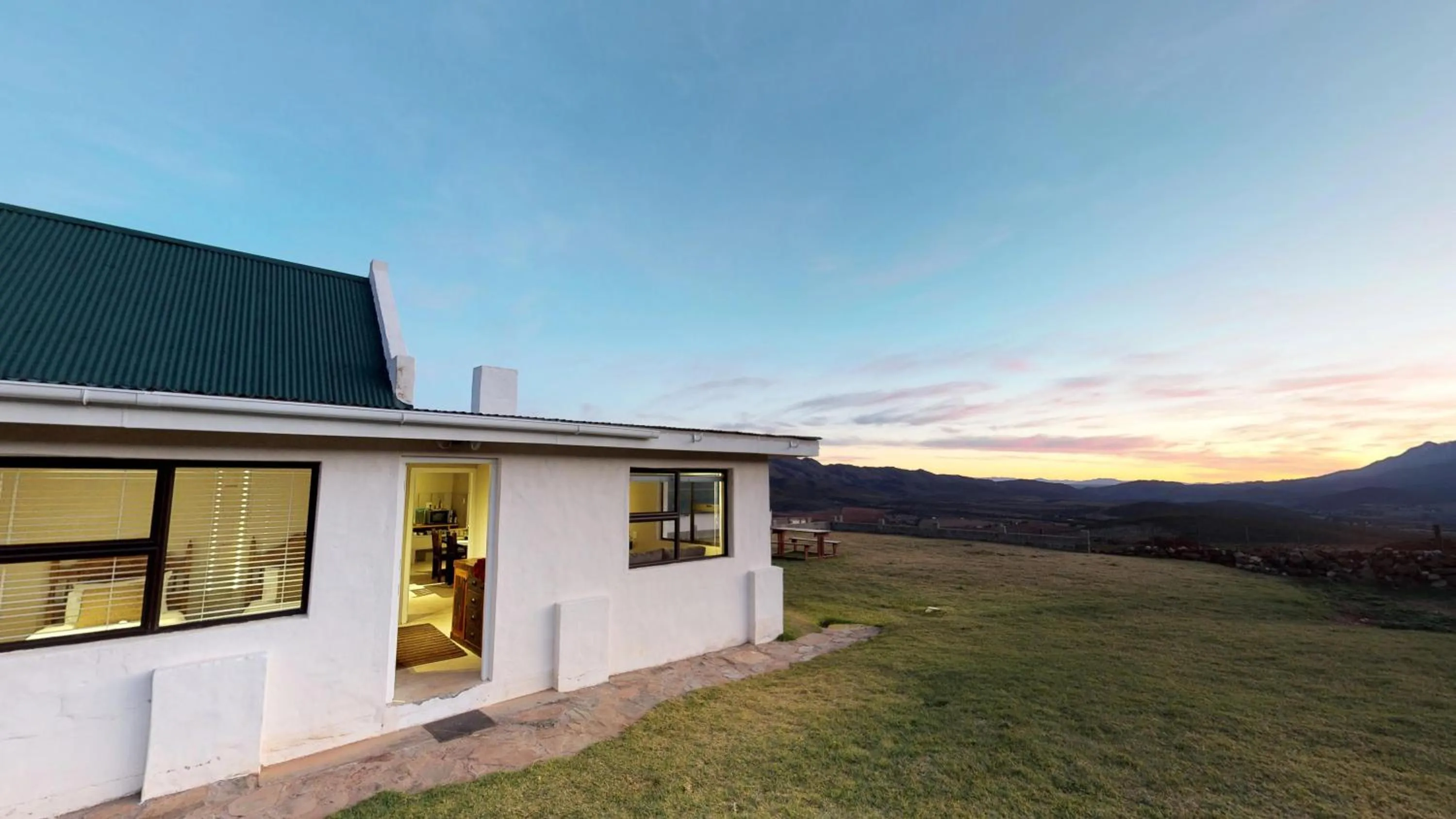 Property building in Swartberg Pass Cottages - Kobus Se Gat