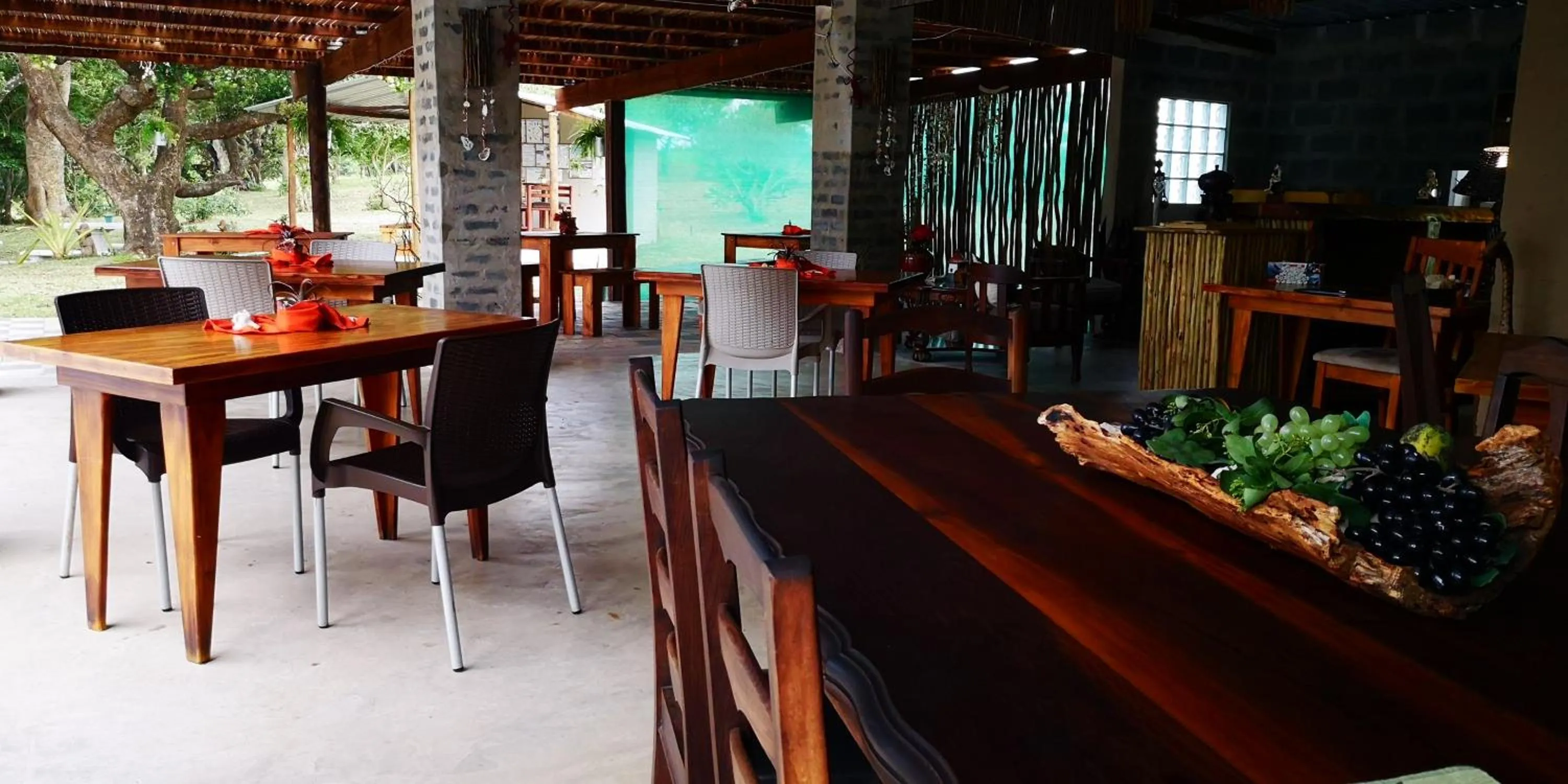 Property building in Kingfisher Bush Lodge