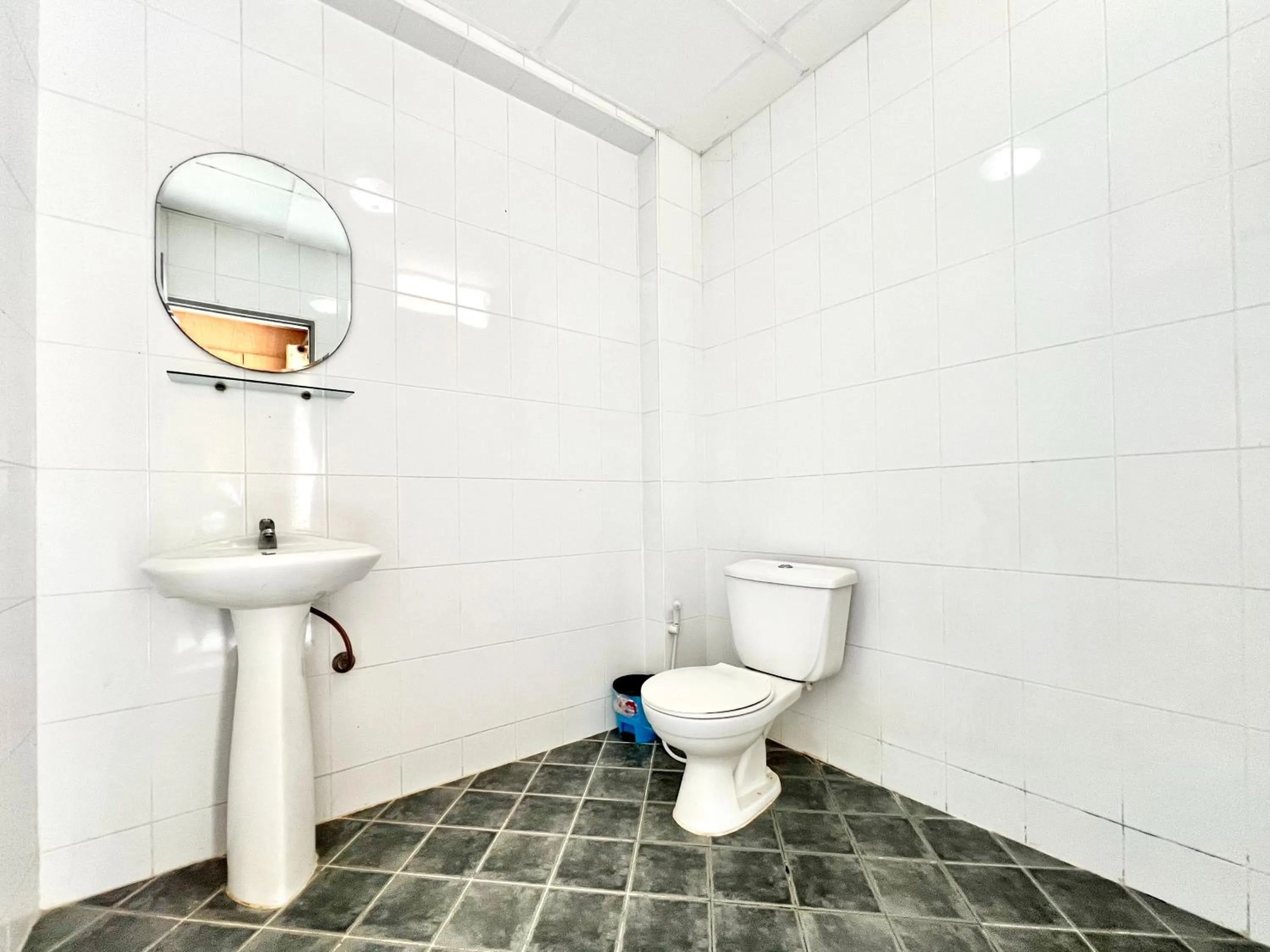 Shower in BT Grand Condotel