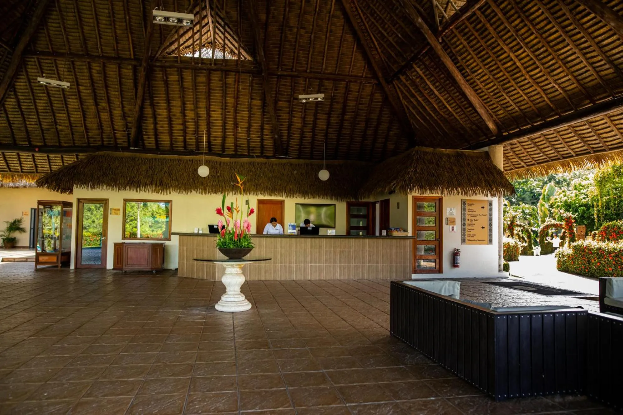 Lobby or reception in Hotel Villa Mercedes Palenque
