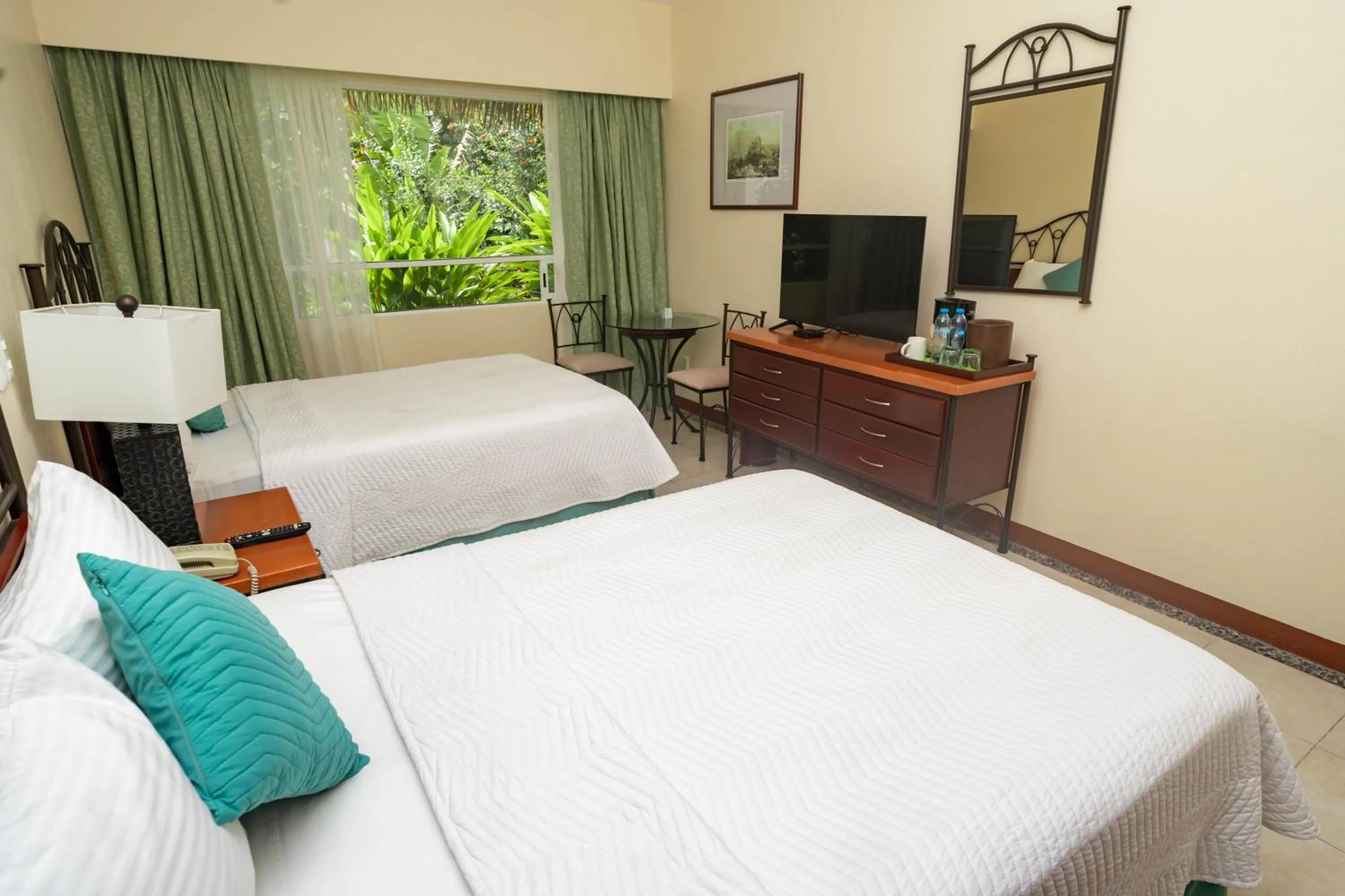 Bed in Hotel Villa Mercedes Palenque