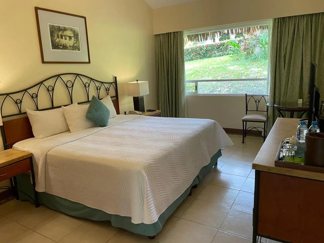 Bed in Hotel Villa Mercedes Palenque