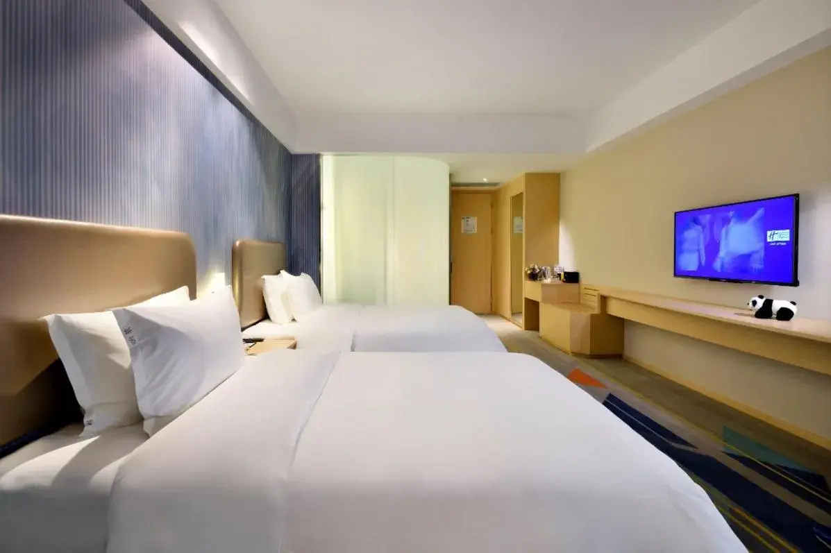 Standard Room in Holiday Inn Express Chengdu Tianhe by IHG Standard Room in Holiday Inn Express Chengdu Tianhe by IHG
