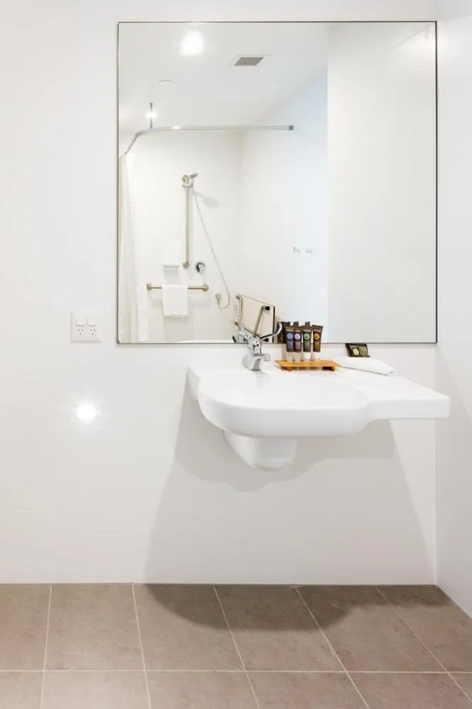 acessibility in Novotel Brisbane South Bank
