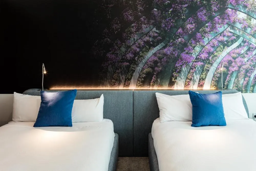 Bed in Novotel Brisbane South Bank